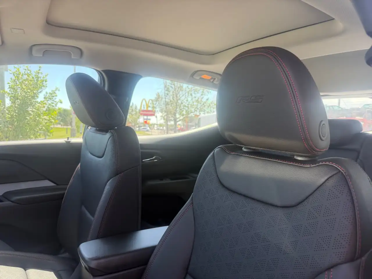 Chevrolet Bolt photo Chevrolet Bolt
