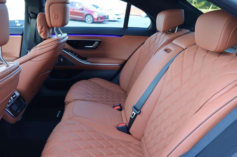 2023 Mercedes-Benz S-Class 4MATIC Sedan — снимка 1
