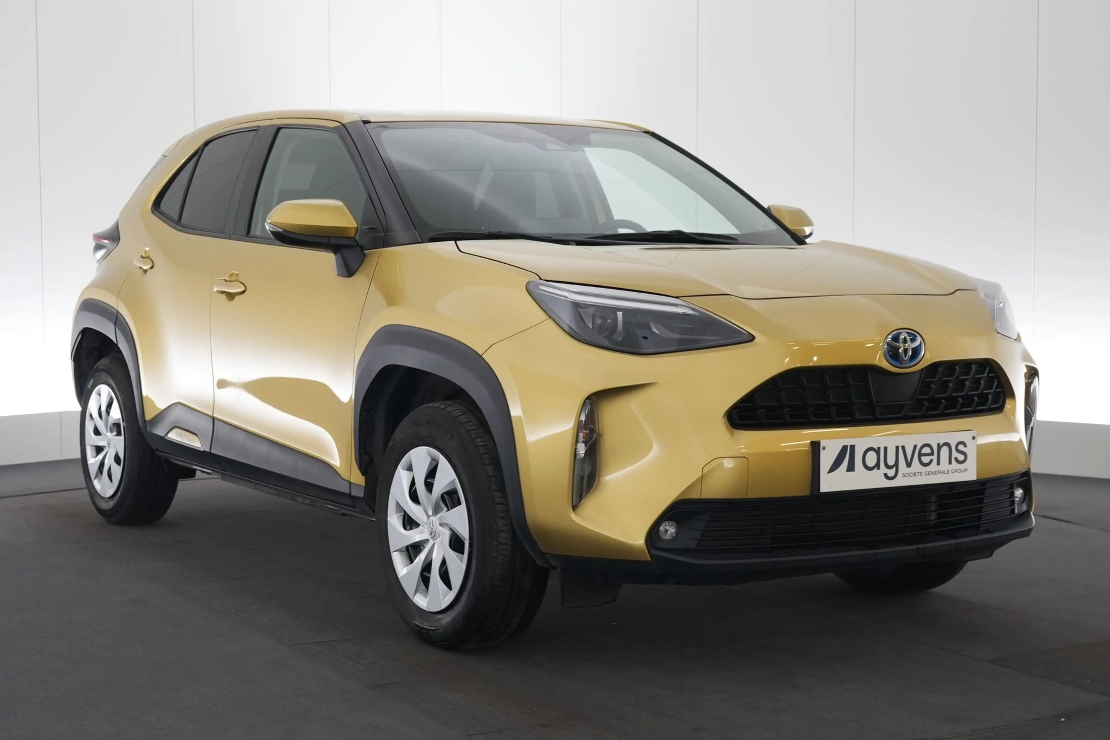 Toyota Yaris Cross 1.5 VVT-I HEV Dynamic E-CVT GPS CAM Carplay Trekha — photo 3