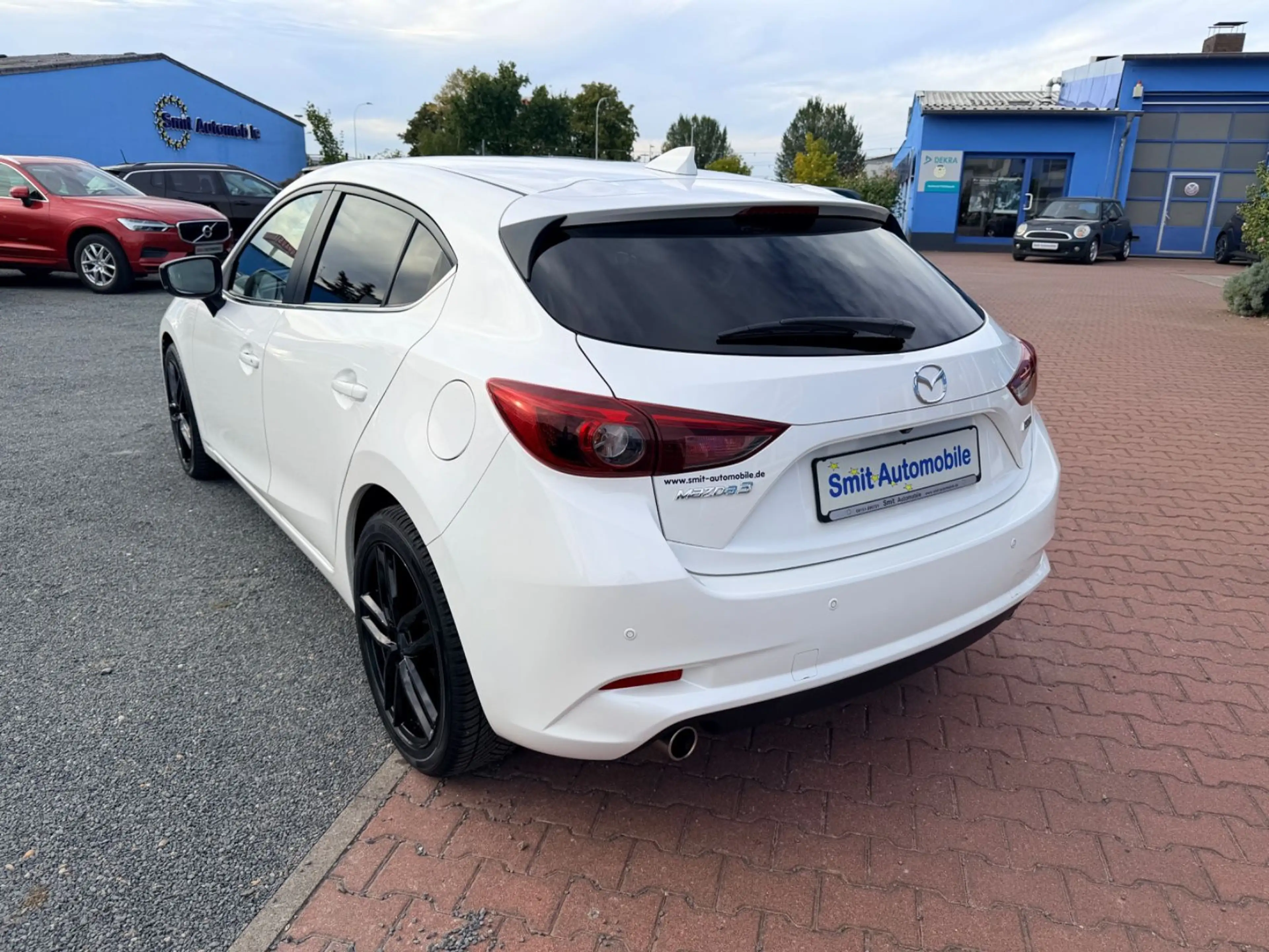 Mazda 3 2,0 SkyActiv Exclusive Line Automatik — photo 2