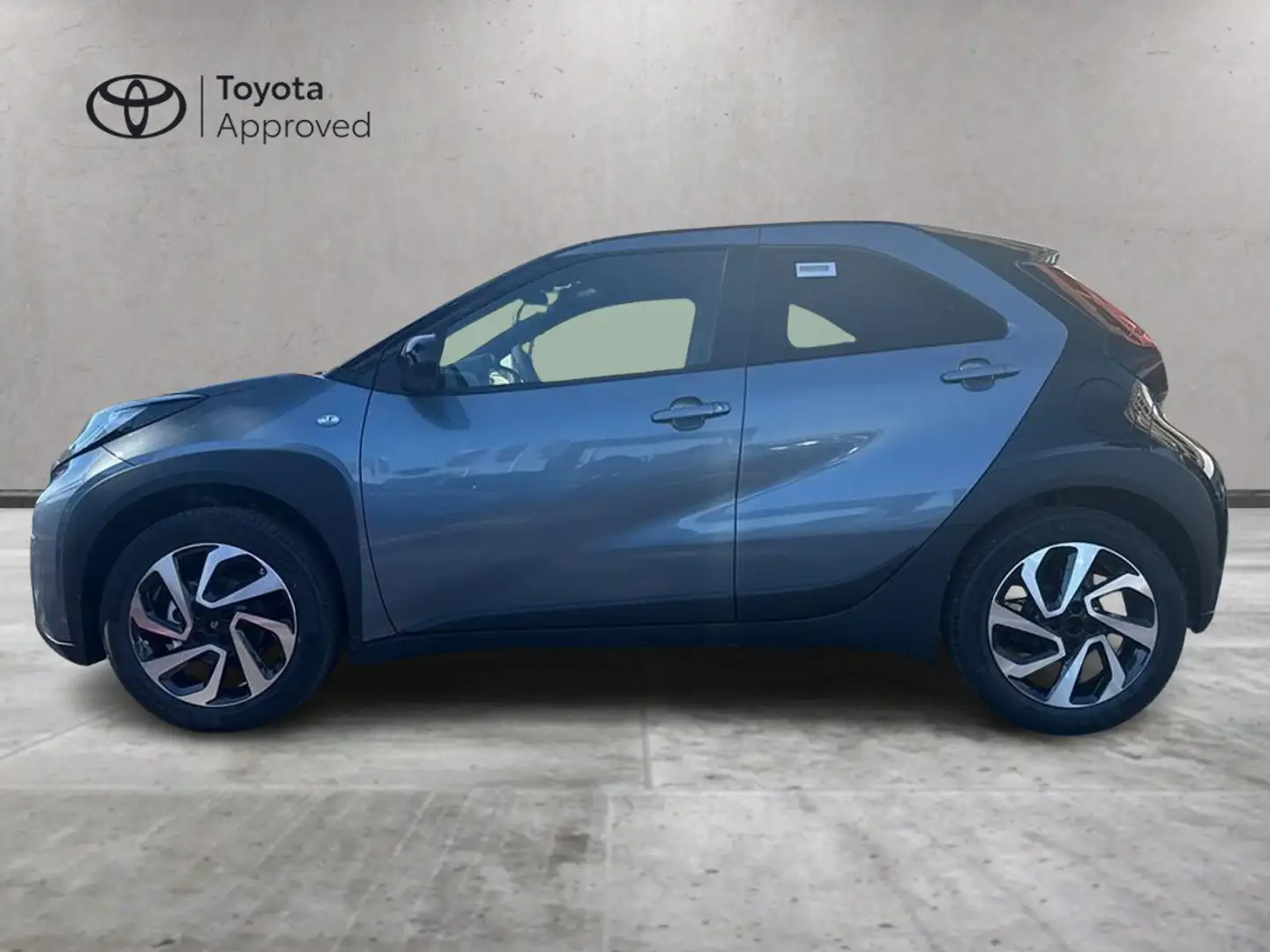 Toyota Aygo X Aygo X 1.0 Trend 72cv s-cvt Blu/Azzurro - 2