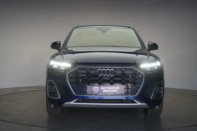 Audi Q5 view 2