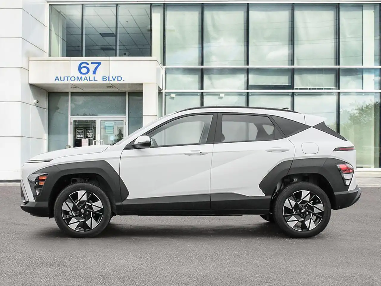 Hyundai KONA снимка Hyundai KONA