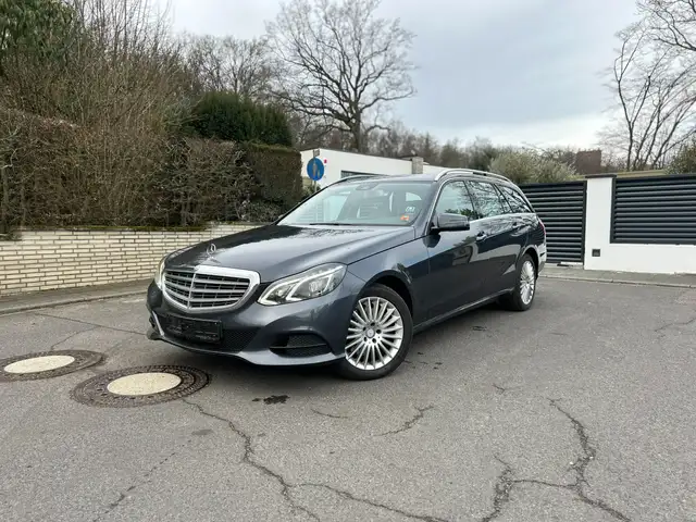 Mercedes-Benz E 250 E 250 BlueTec 4Matic*1.Hand*TÜV&ServiceNEU*