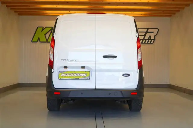 Ford Transit Connect view 5
