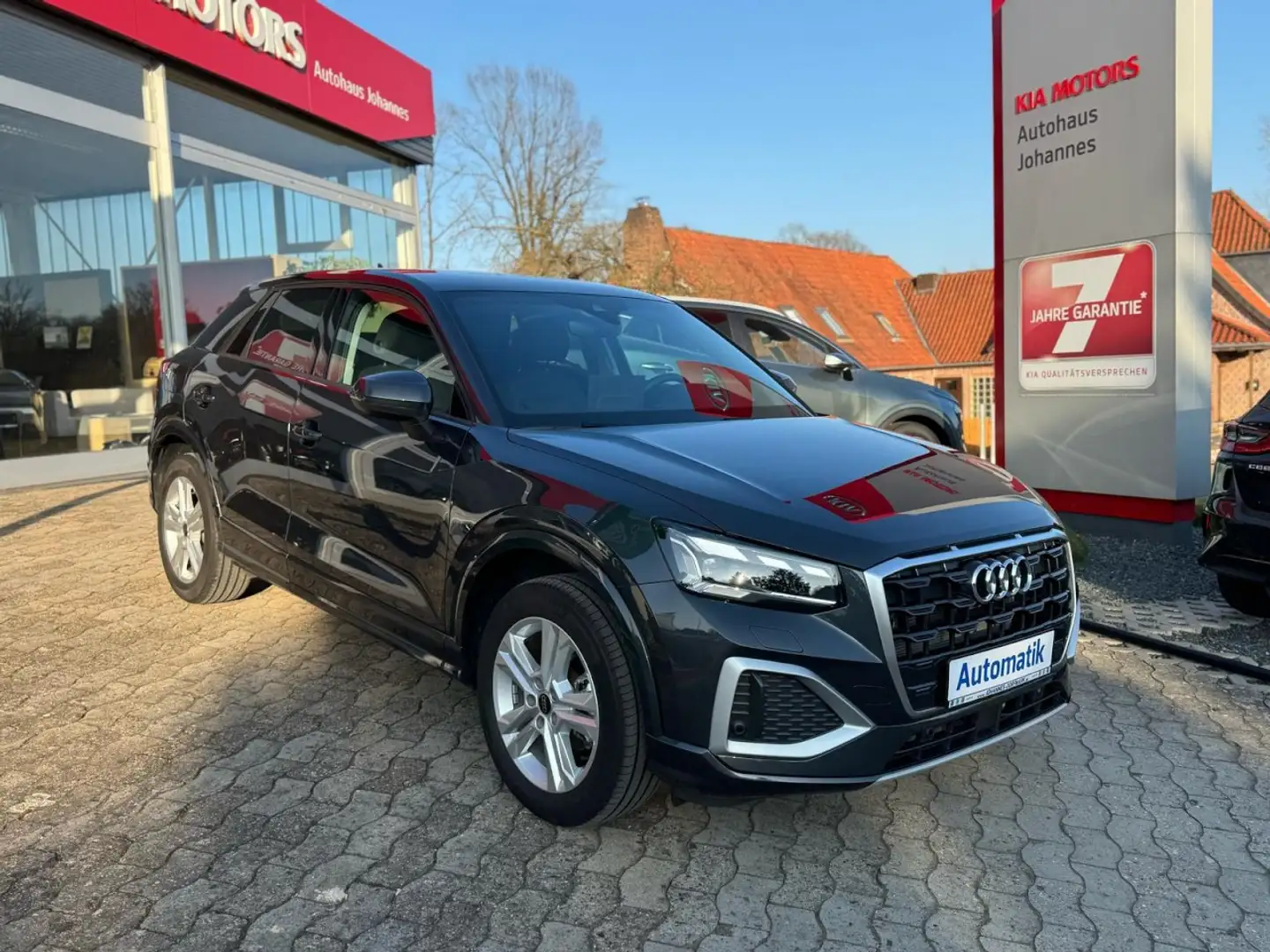 Audi Q2 35 TFSI 1.5 Automatik Klima Navi Rückfahrkamera Gri - 2