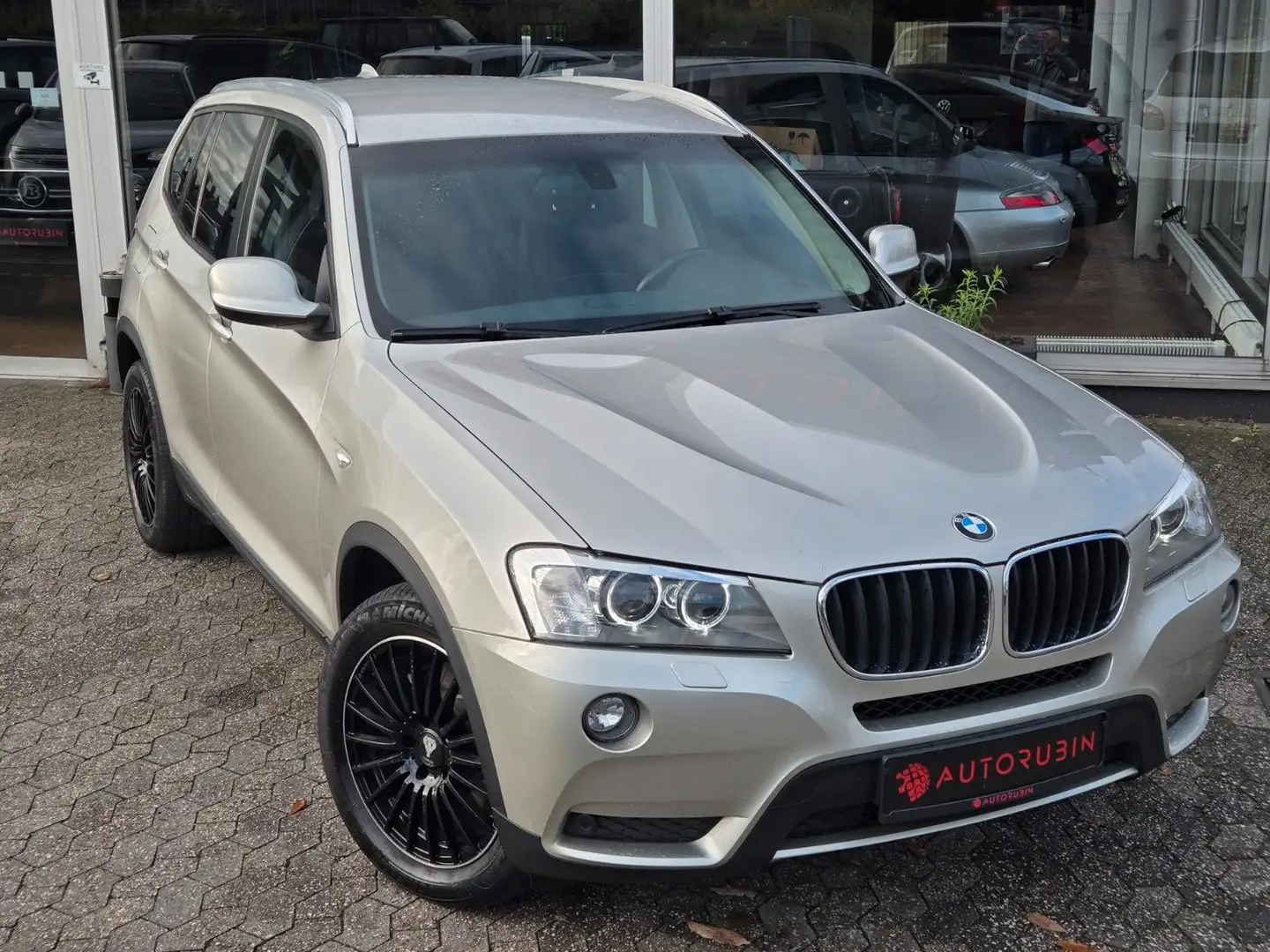 BMW X3 xDrive 20 d Argent - 2