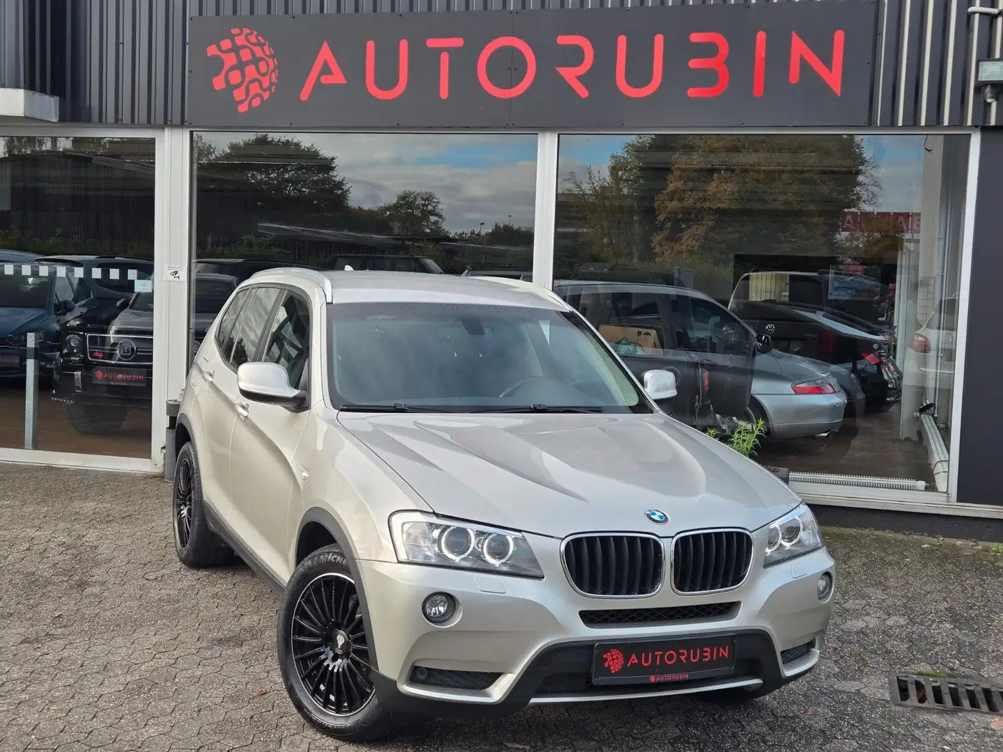 BMW X3 xDrive 20 d Argent - 1