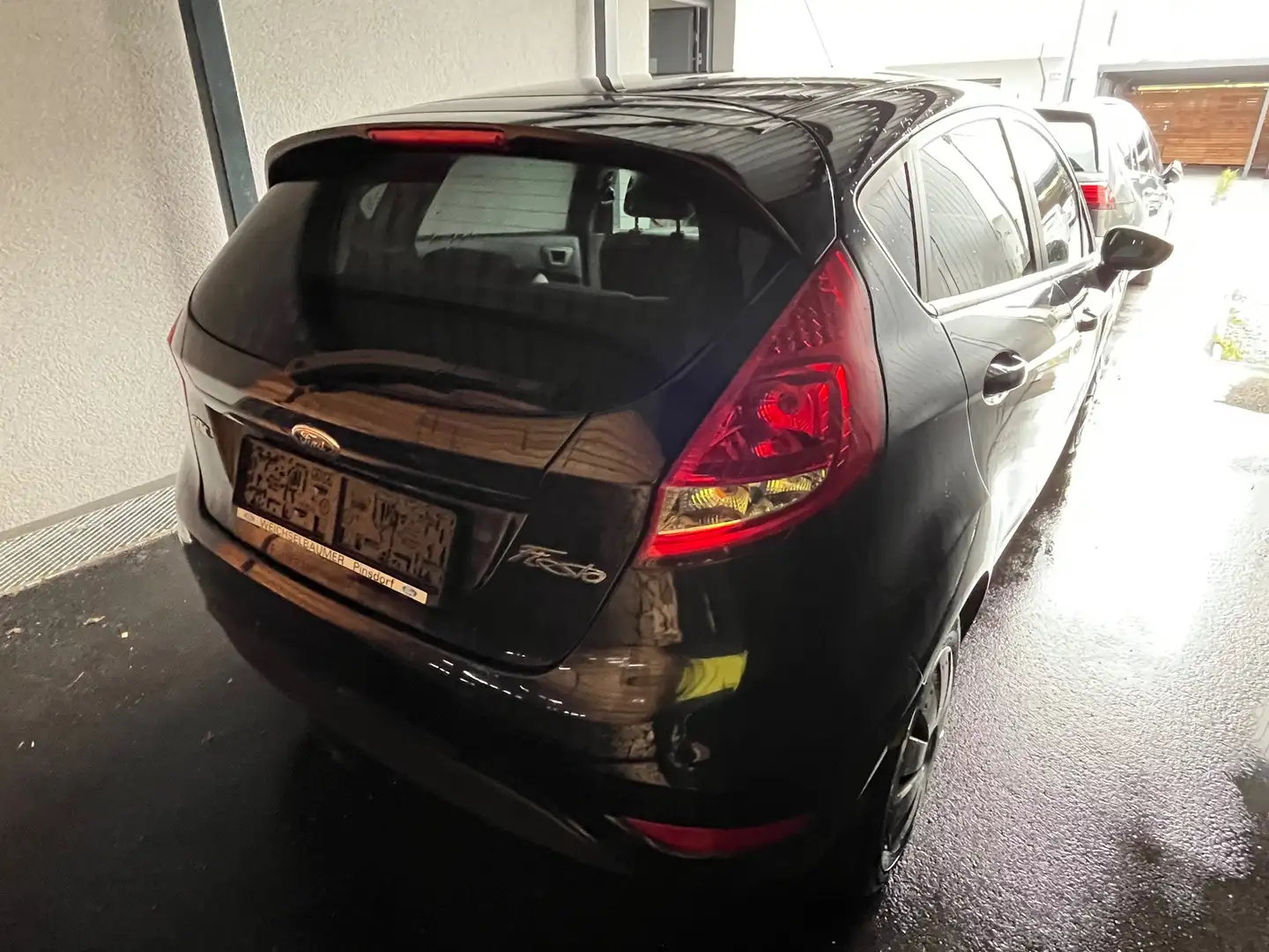 Ford Fiesta Iconic 1,25 Schwarz - 2