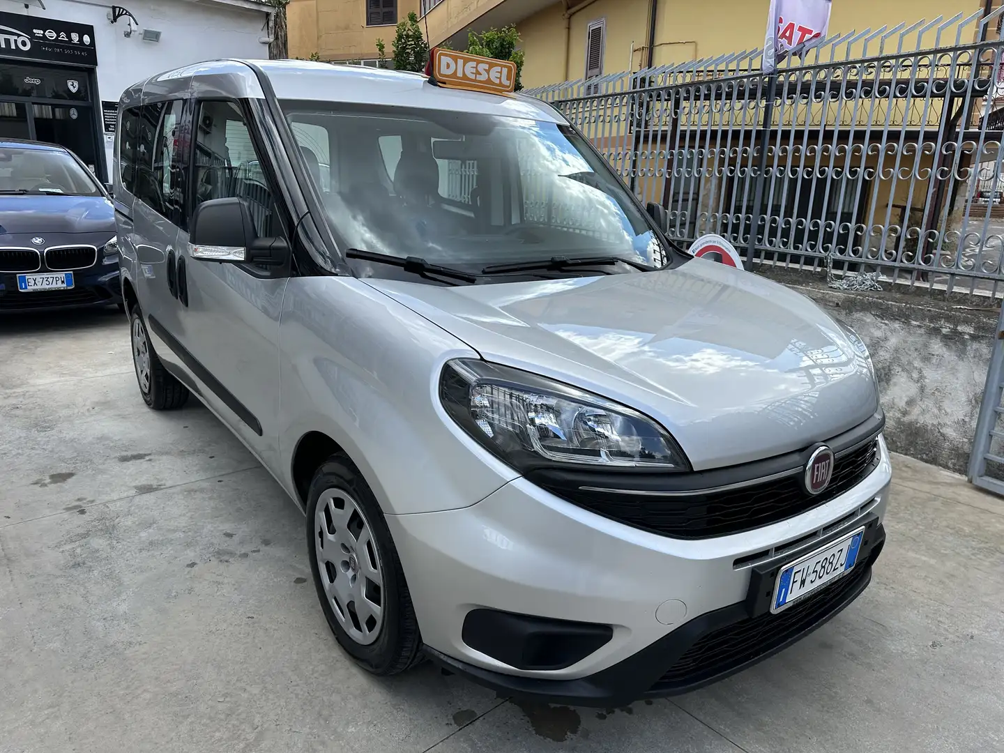 Fiat Doblo 1.6 mjt 16v Lounge 95cv my19 - 2