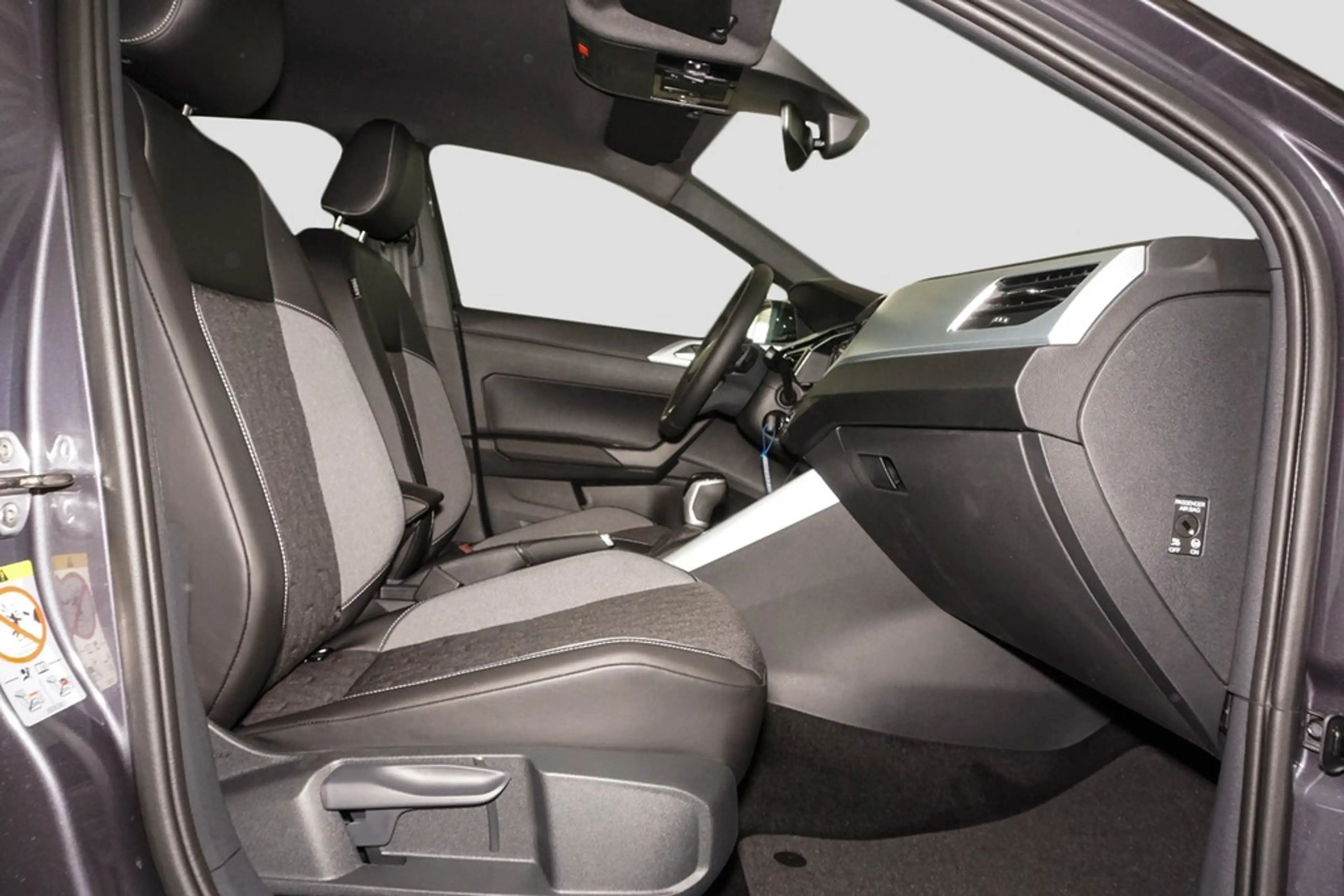 Volkswagen Taigo Life 1,0 TSI 116 PS 7-DSG Goal Ummeldung ab 01.... — photo 7
