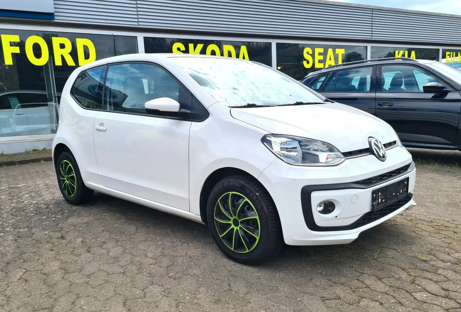 Volkswagen up! move up! BMT/Start-Stopp *Kamera*Klima*SHZ* Bianco - 2