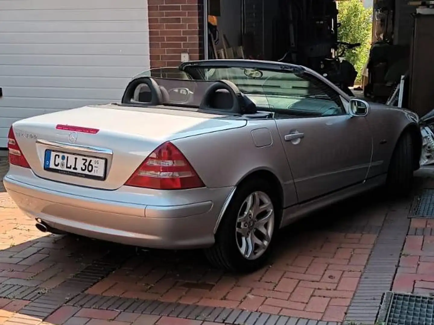 Mercedes-Benz SLK 200 SLK 200 Kompressor Final Edition Silber - 1
