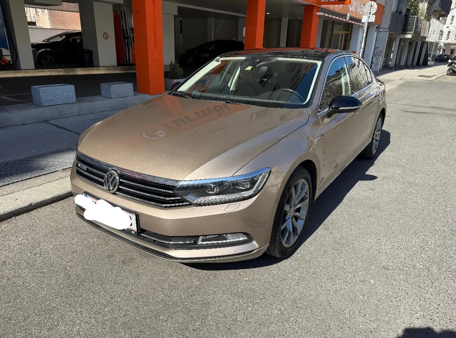 Volkswagen Passat Passat Comfortline 2,0 TDI 4Motion Comfortline Gold - 1