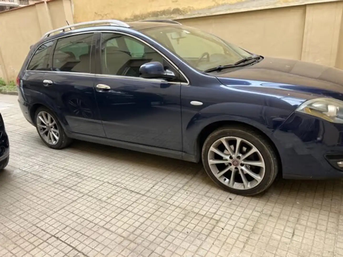 Fiat Croma Croma 1.9 mjt 16v Must Azul - 1