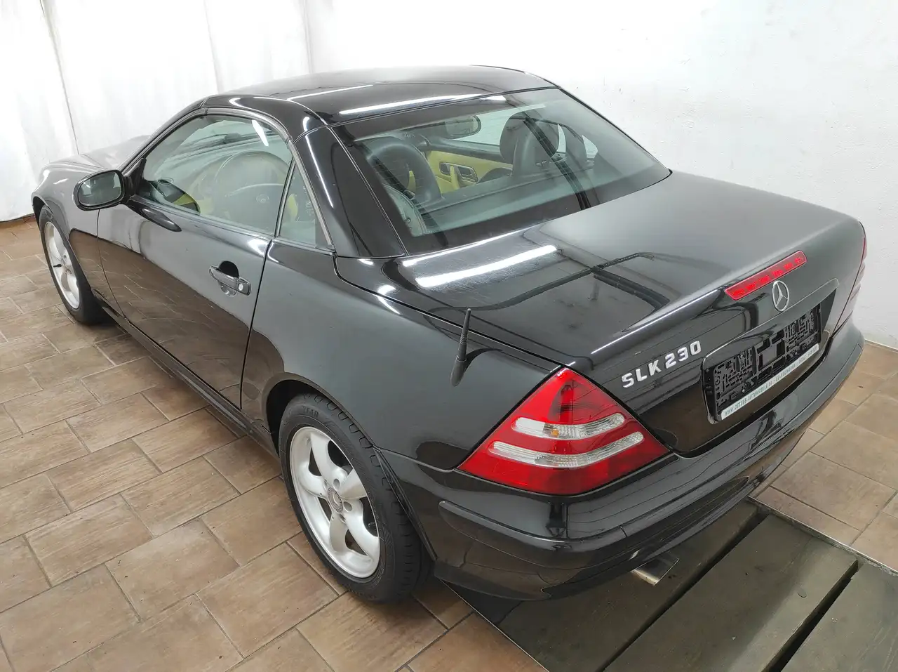 Mercedes-Benz SLK 230 KOMPRESSOR KLIMA SHZ TEMP 6-GANG BOSE VOLL-LEDER ESP, foto 8