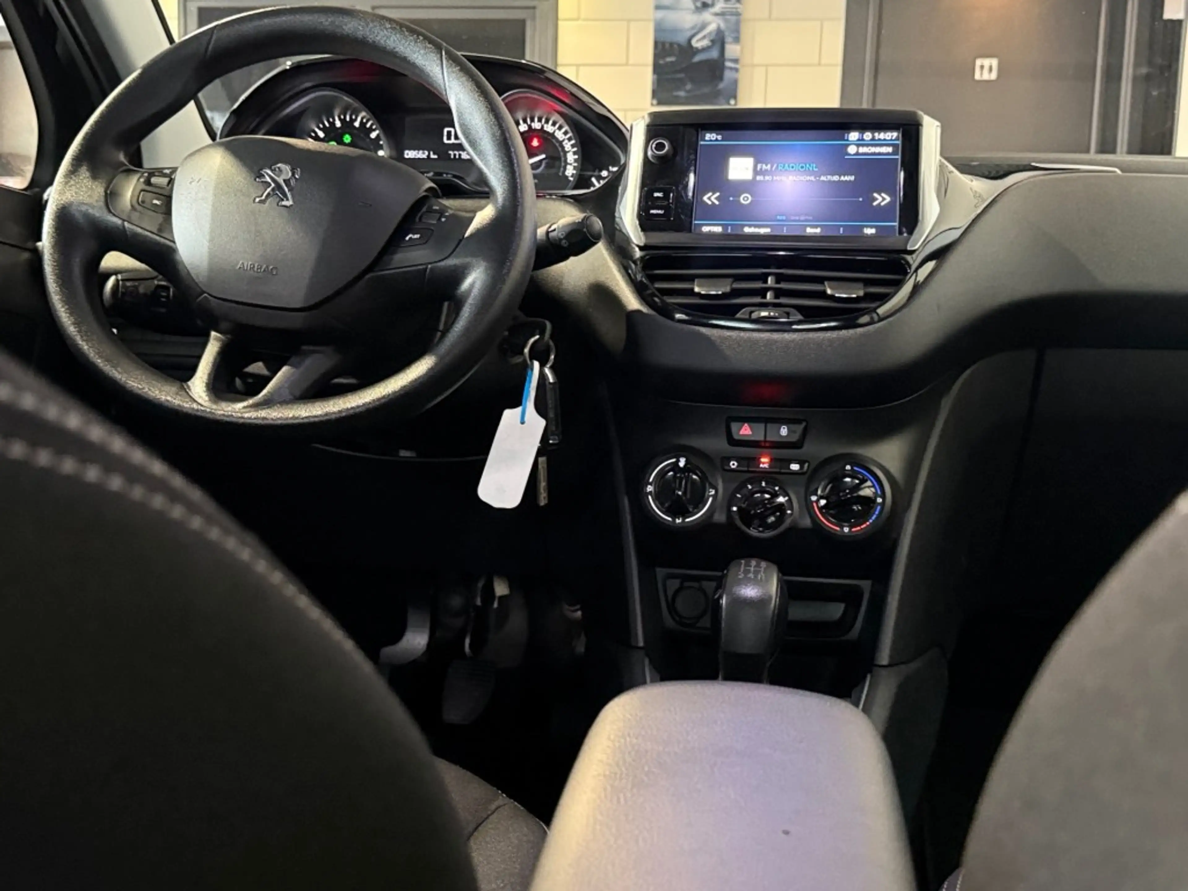 Peugeot 208 1.2 PURET. BLUE LION l NAP l NW DISTRI l RIJKLAAR — photo 15