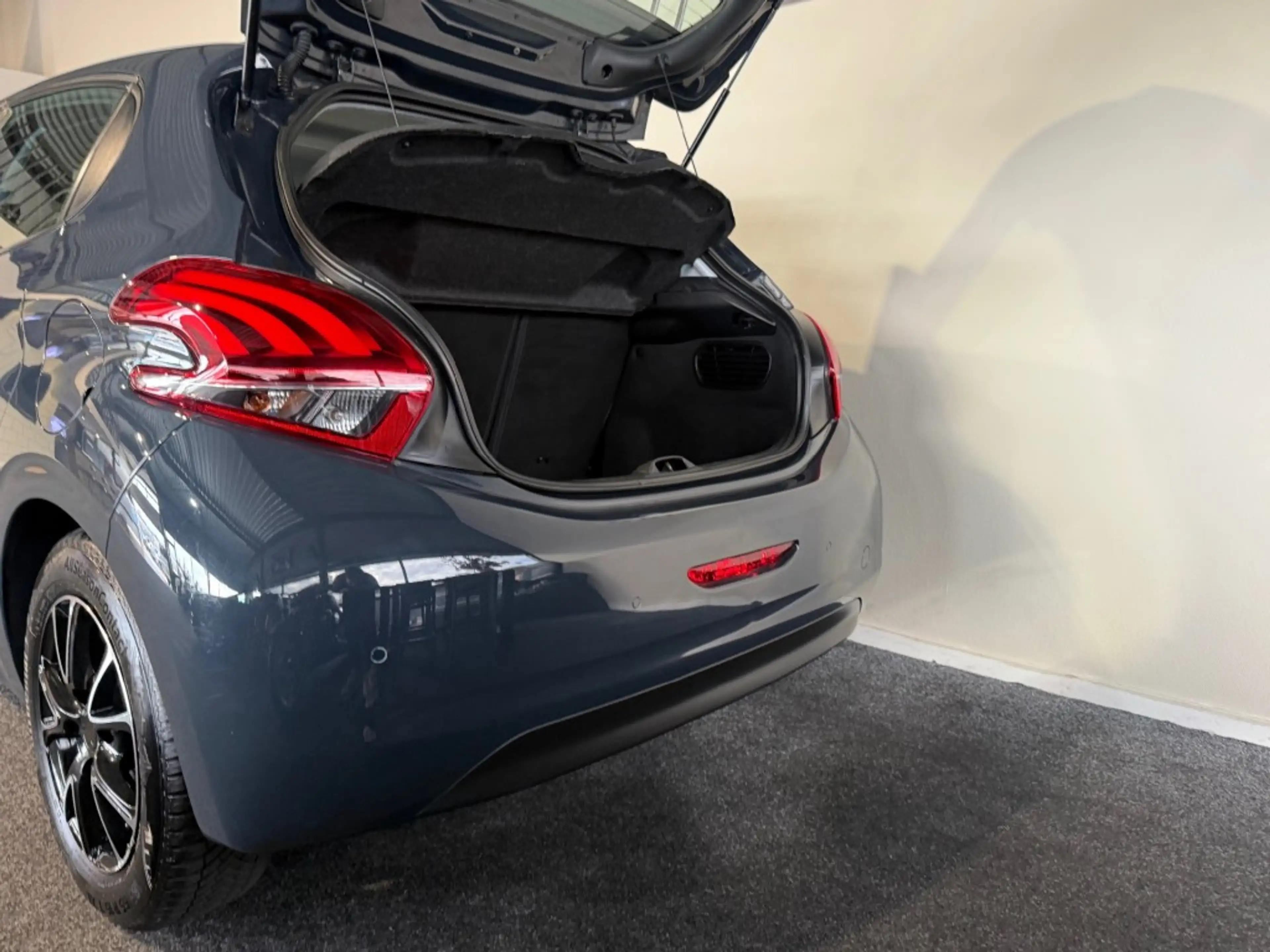 Peugeot 208 1.2 PURET. BLUE LION l NAP l NW DISTRI l RIJKLAAR — photo 44