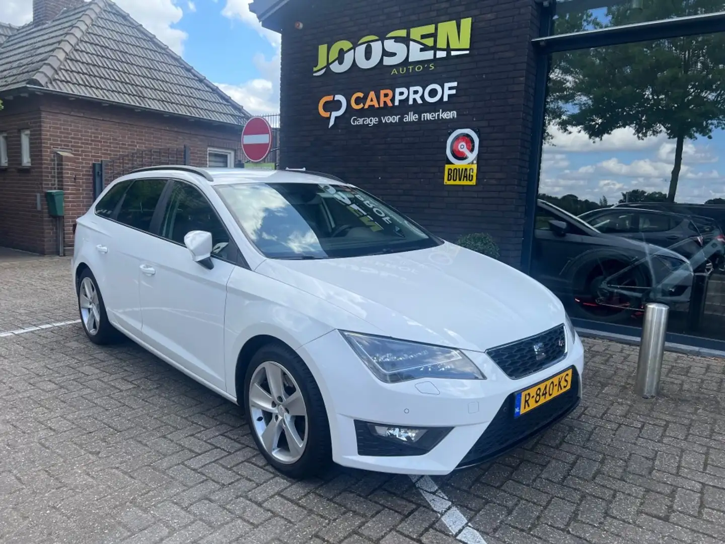 SEAT Leon 1.8 TSI FR BUSINESS Wit - 1