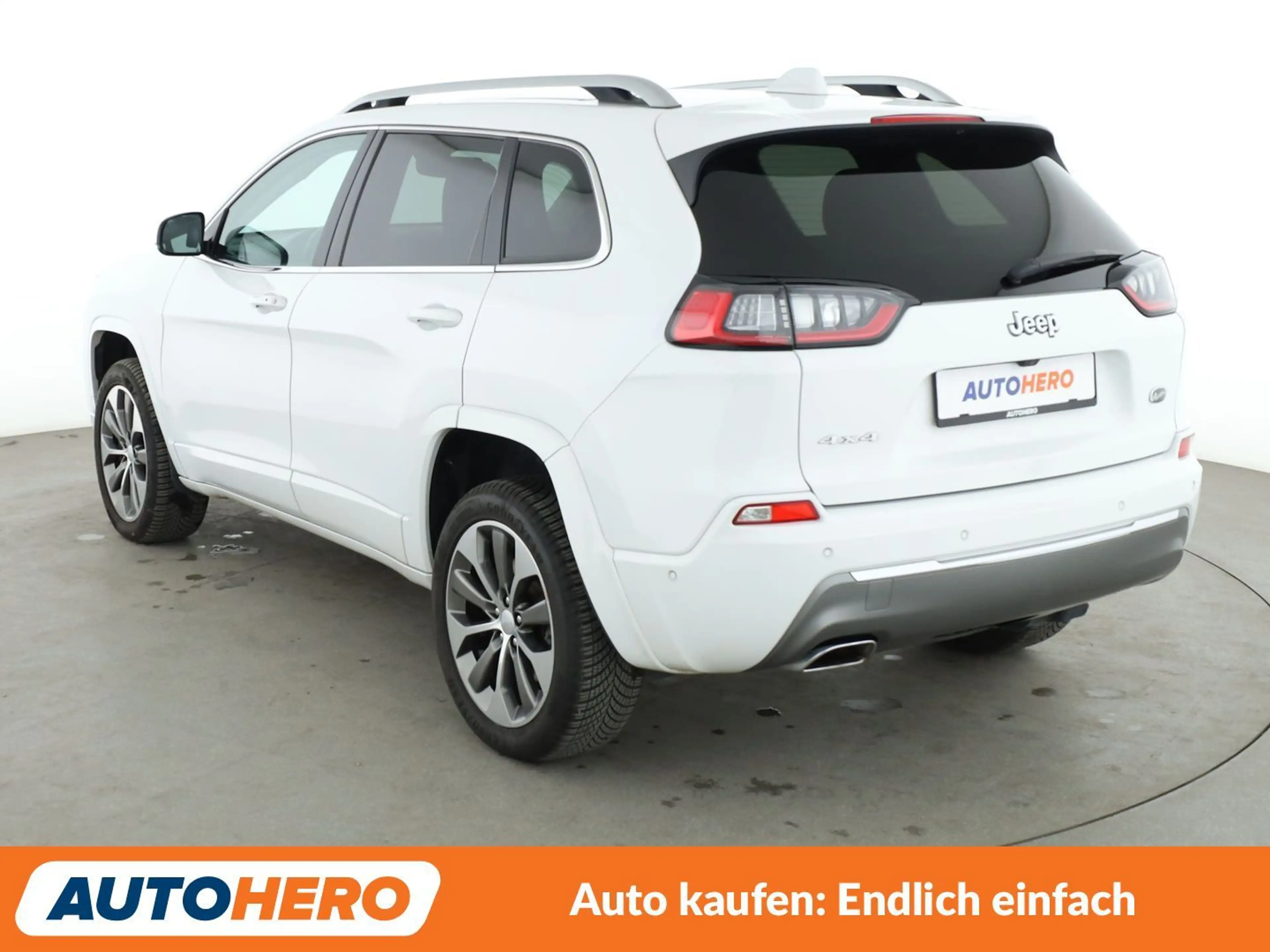 Jeep Cherokee 2.2 M-Jet Overland 4x4 Aut.*NAVI*BI-XENON*ACC*CAM* — photo 4