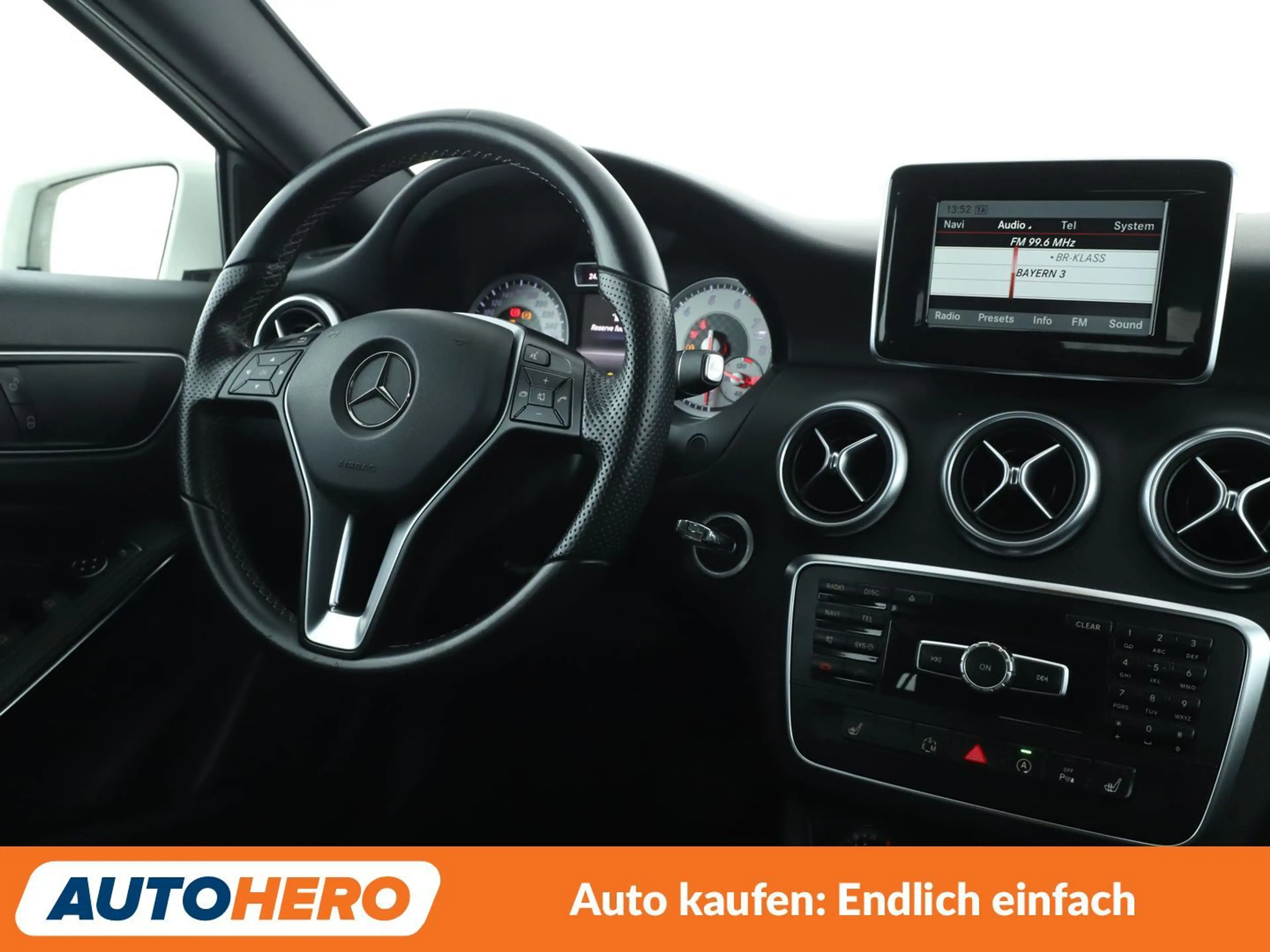 Mercedes-Benz A 180 A 180 BlueEfficiency Urban Aut.*NAVI*BI-XENON*PDC* — photo 13