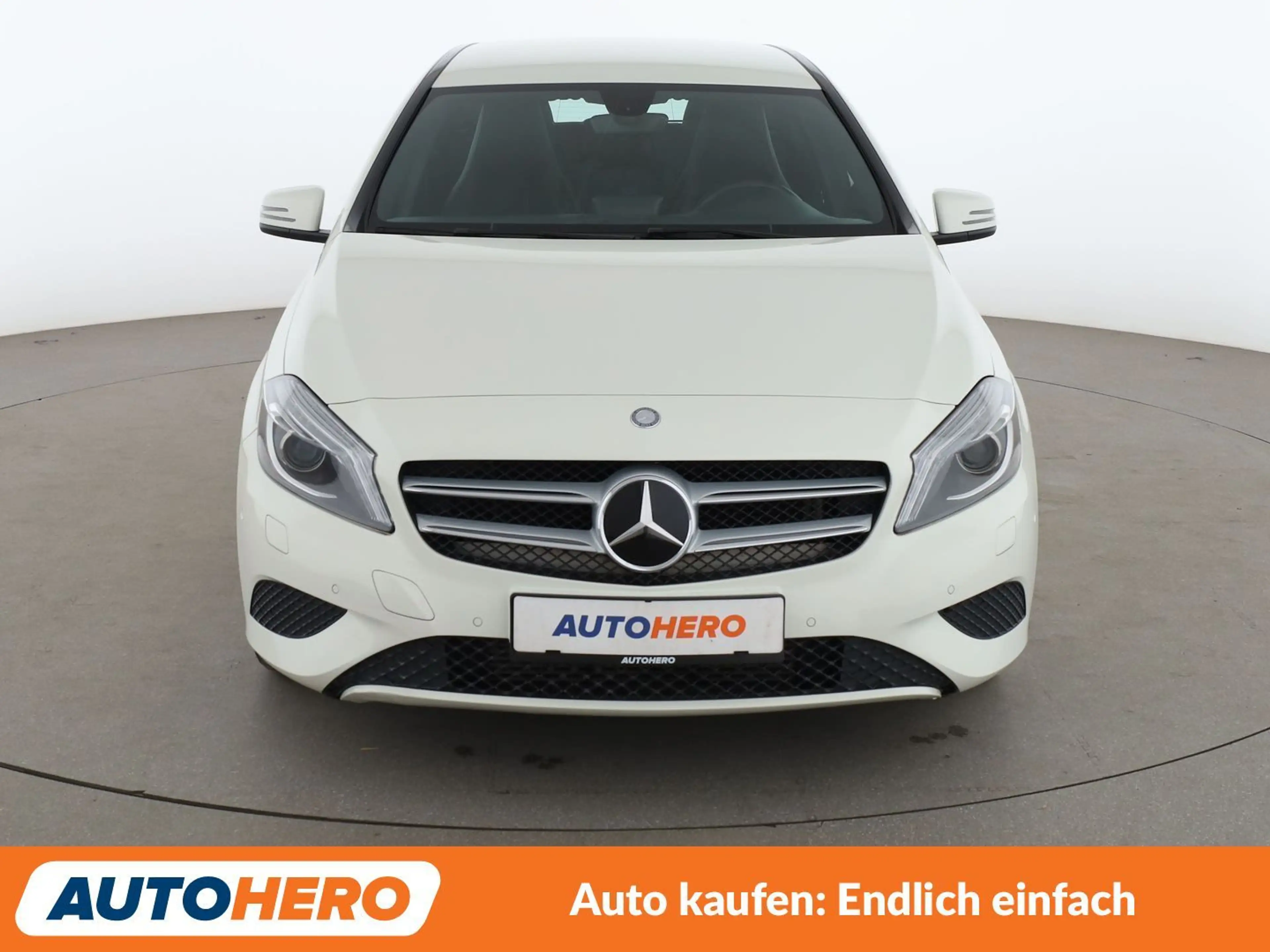 Mercedes-Benz A 180 A 180 BlueEfficiency Urban Aut.*NAVI*BI-XENON*PDC* — photo 9
