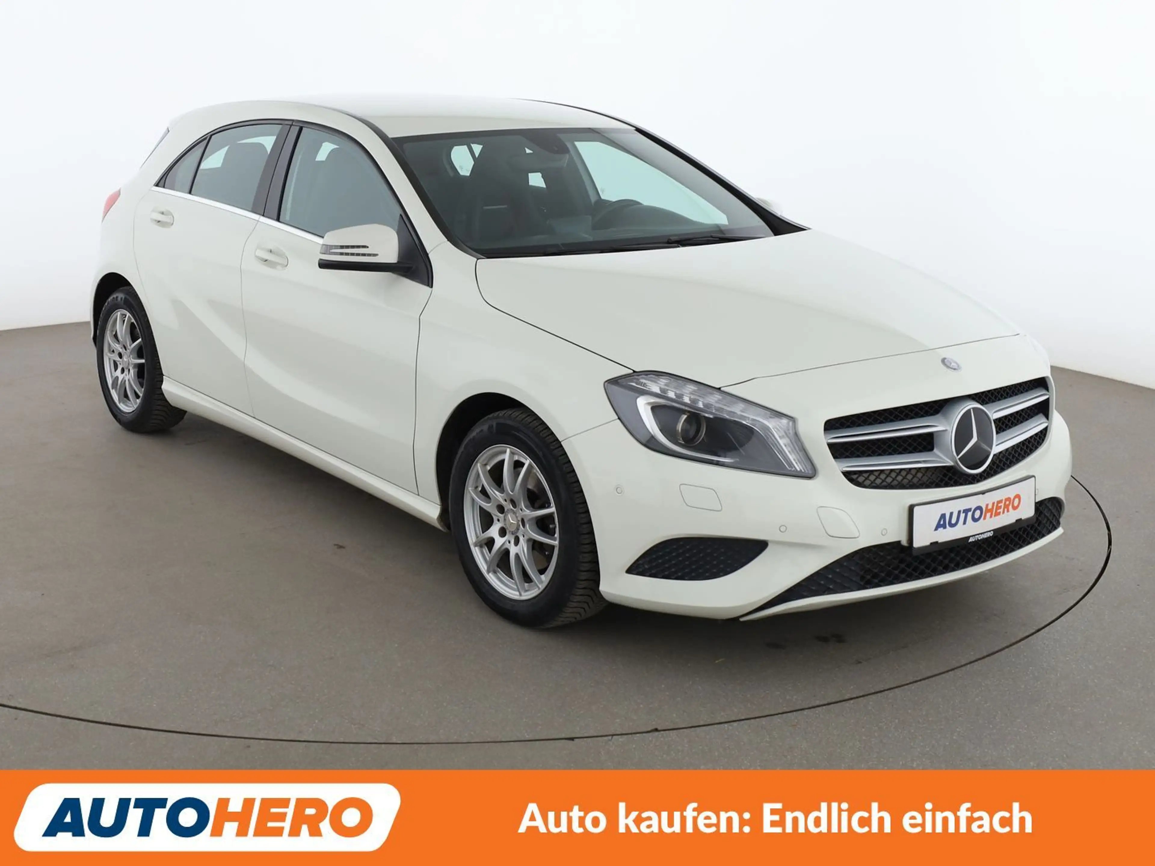 Mercedes-Benz A 180 A 180 BlueEfficiency Urban Aut.*NAVI*BI-XENON*PDC* — photo 8