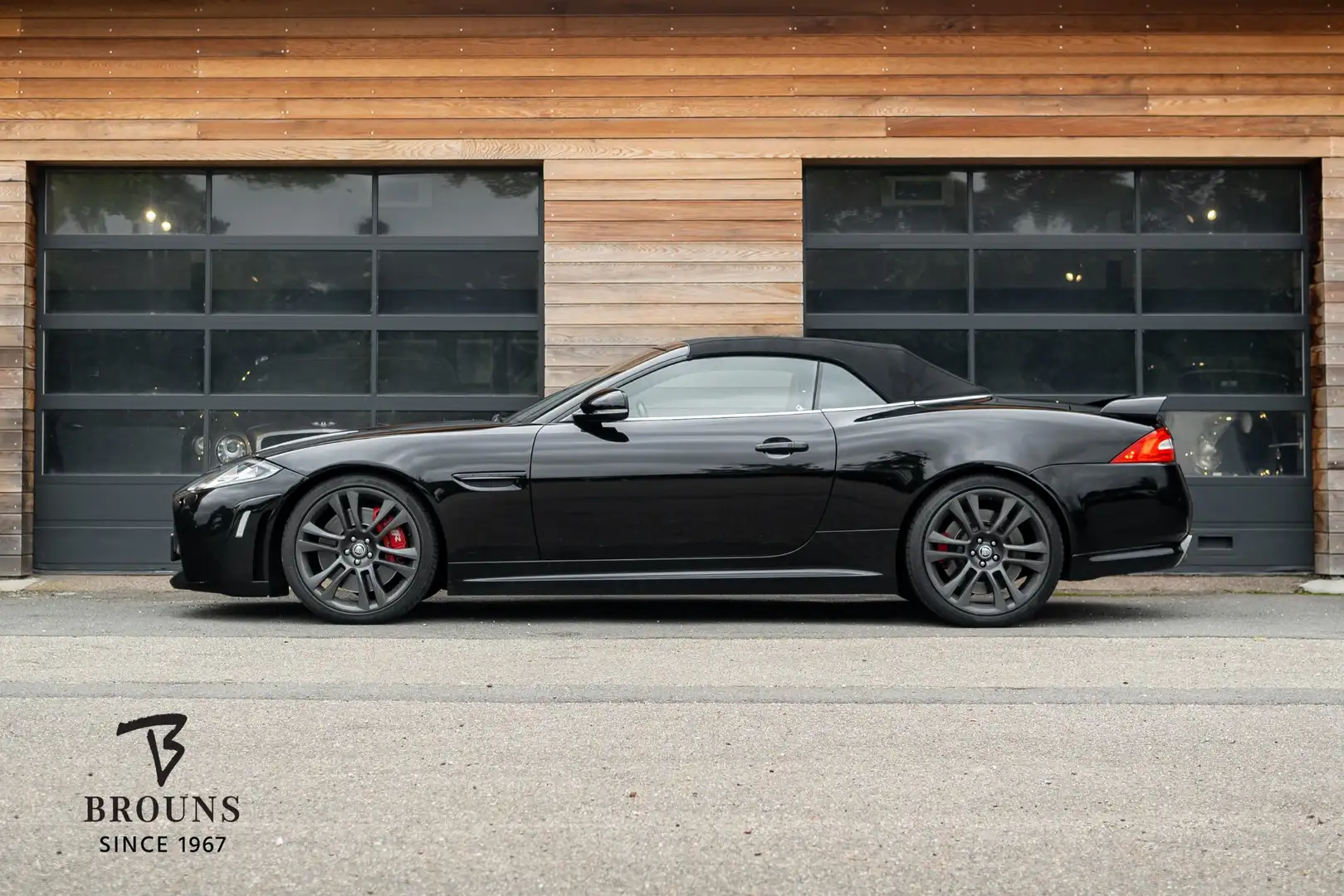 Jaguar XKR 5.0 V8 XKR-S Convertible 550pk | 2e eig. | CATS | Zwart - 2