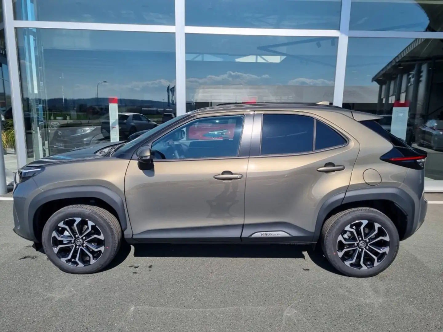 Toyota Yaris Cross - 1,5 l 4x2 Hybrid  Active D Braun - 2