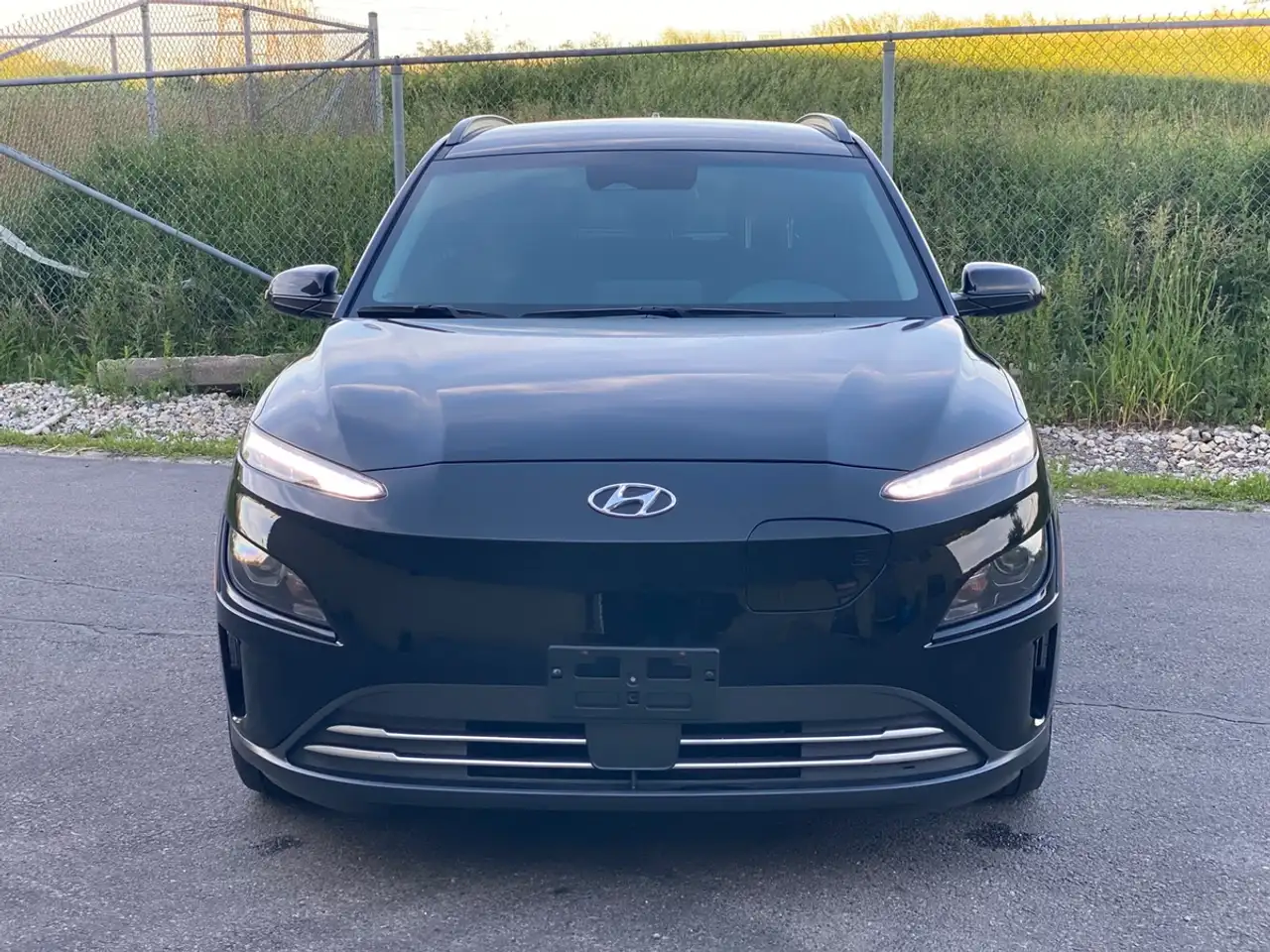 Hyundai KONA снимка Hyundai KONA
