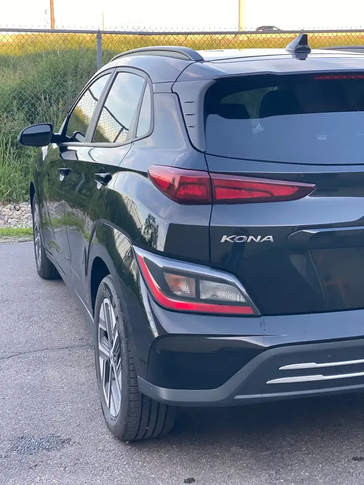 Hyundai KONA снимка Hyundai KONA