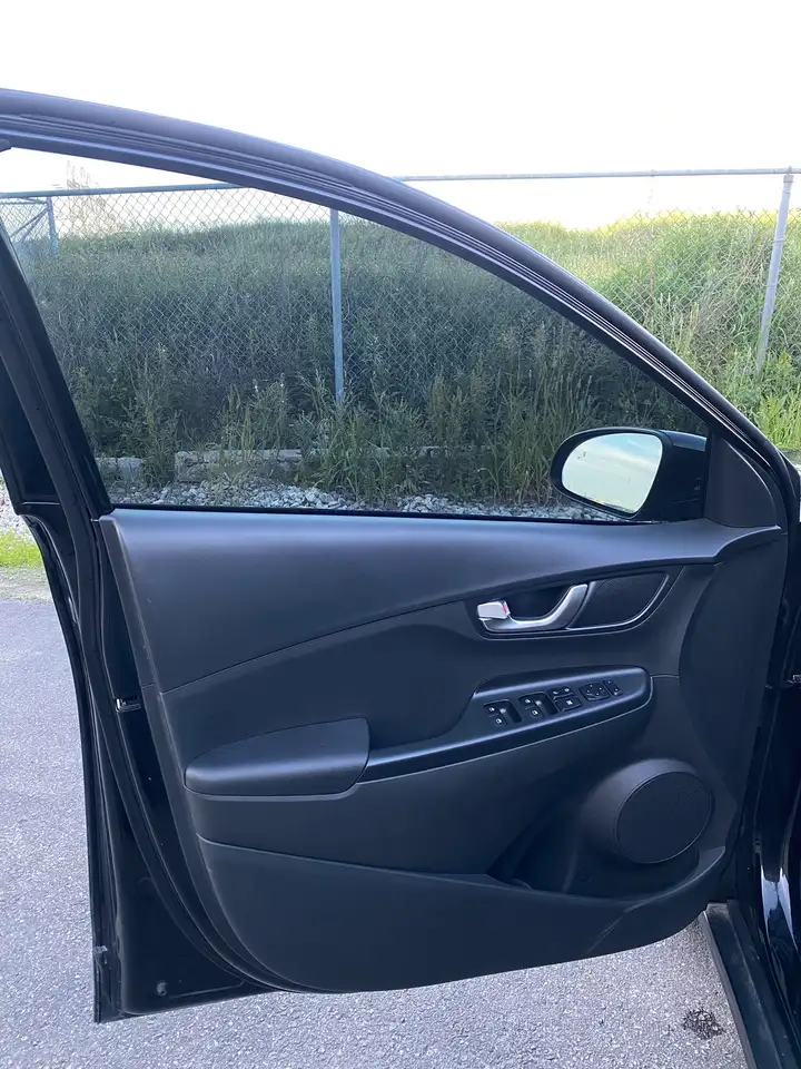 Hyundai KONA снимка Hyundai KONA