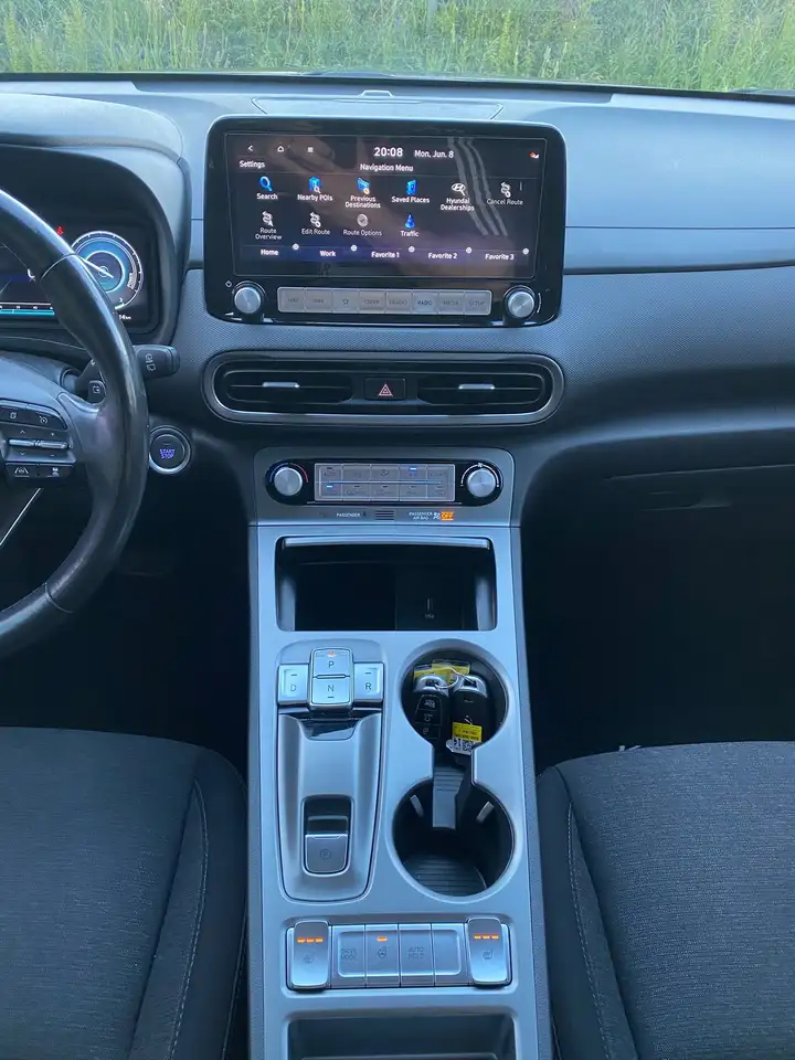 Hyundai KONA снимка Hyundai KONA