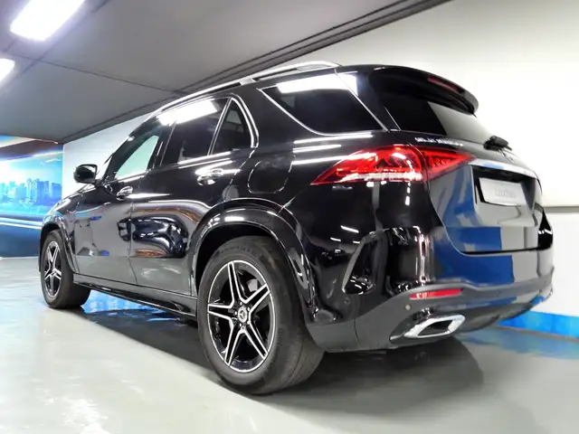 Mercedes-Benz Gle view 2