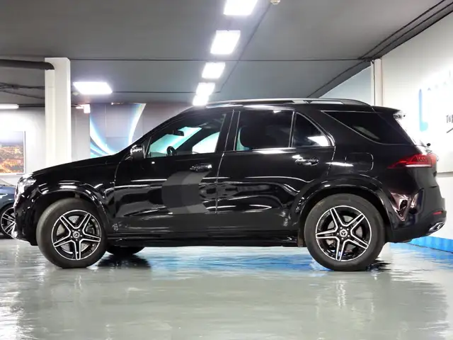 Mercedes-Benz Gle view 16