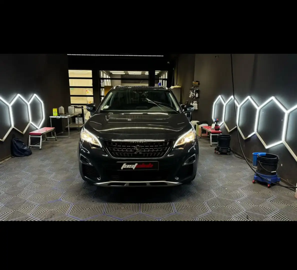 Peugeot 3008 PureTech 130 Stop & Start Allure - 2