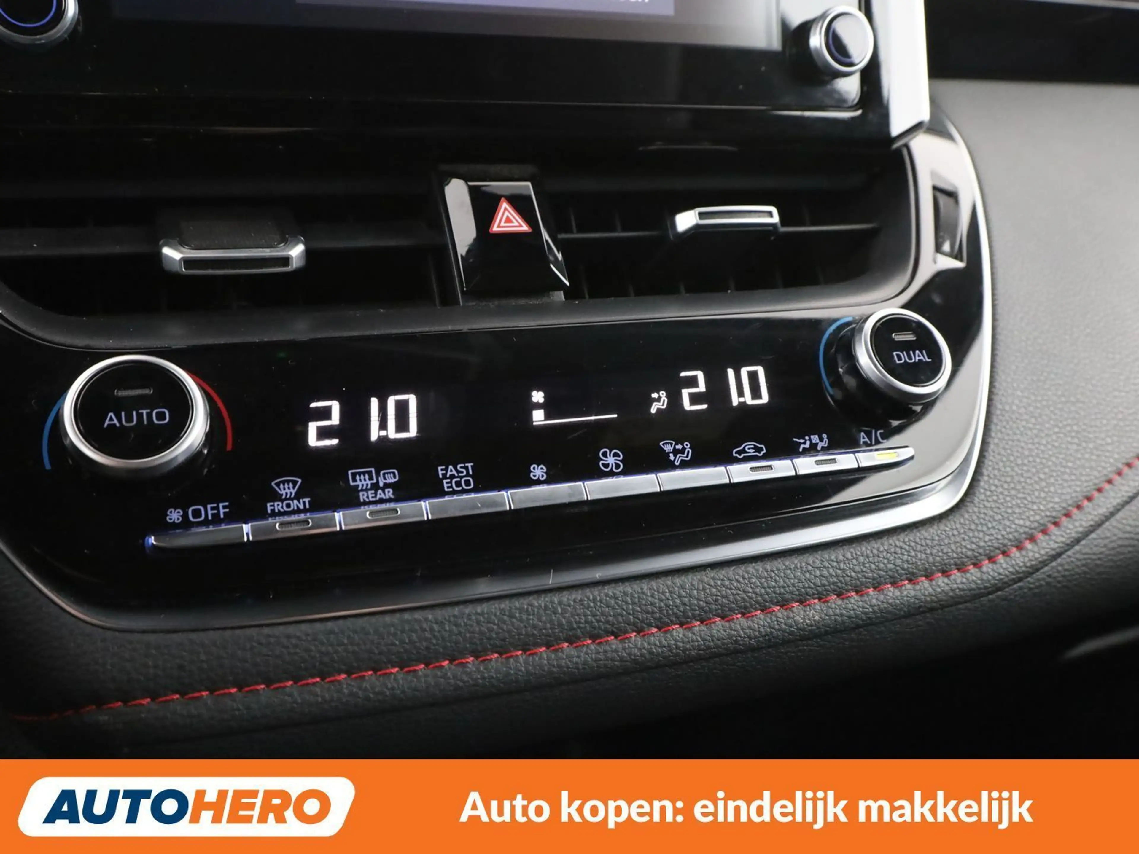 Toyota Corolla 2.0 Hybrid Collection — photo 24