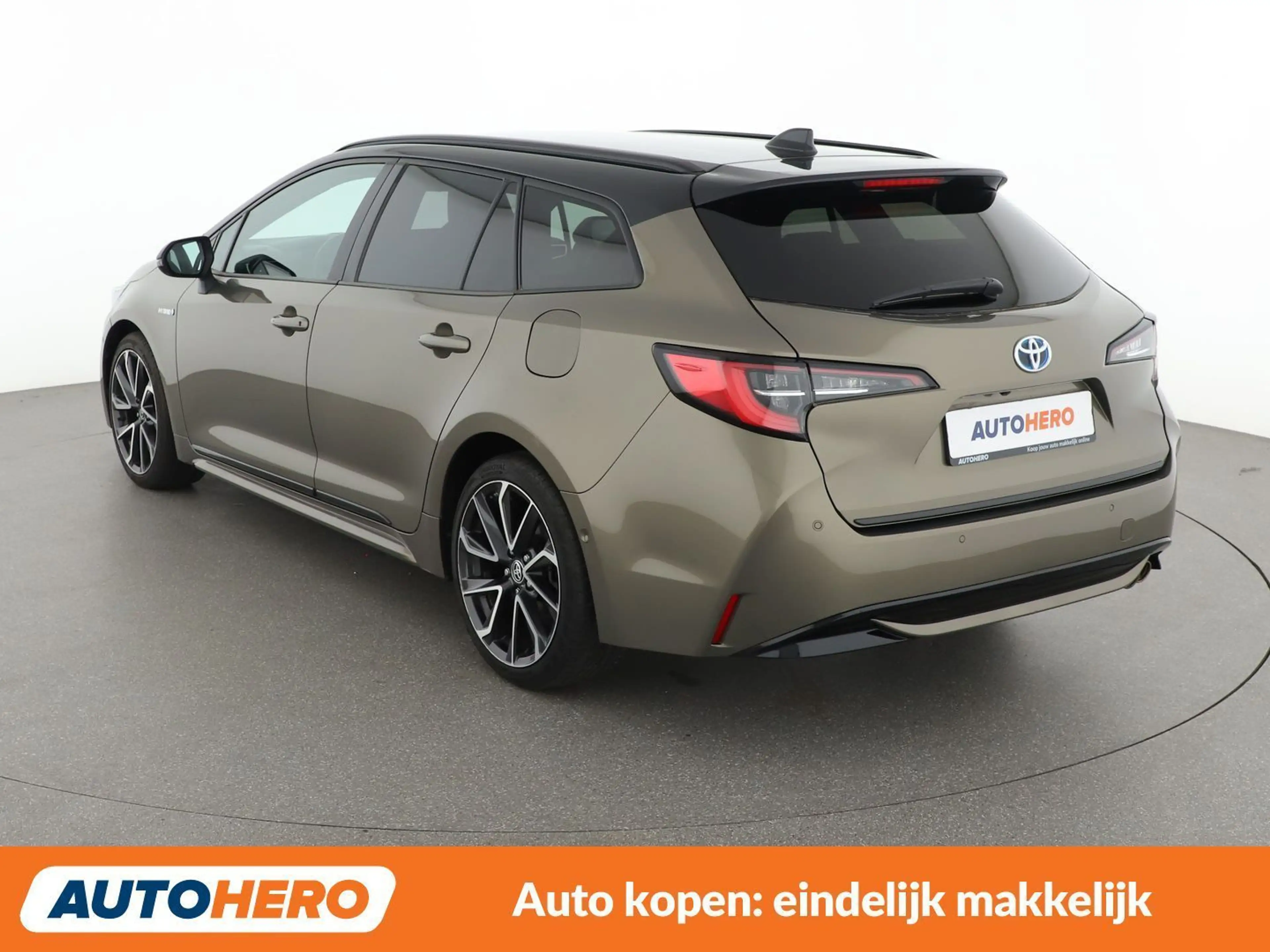 Toyota Corolla 2.0 Hybrid Collection — photo 4