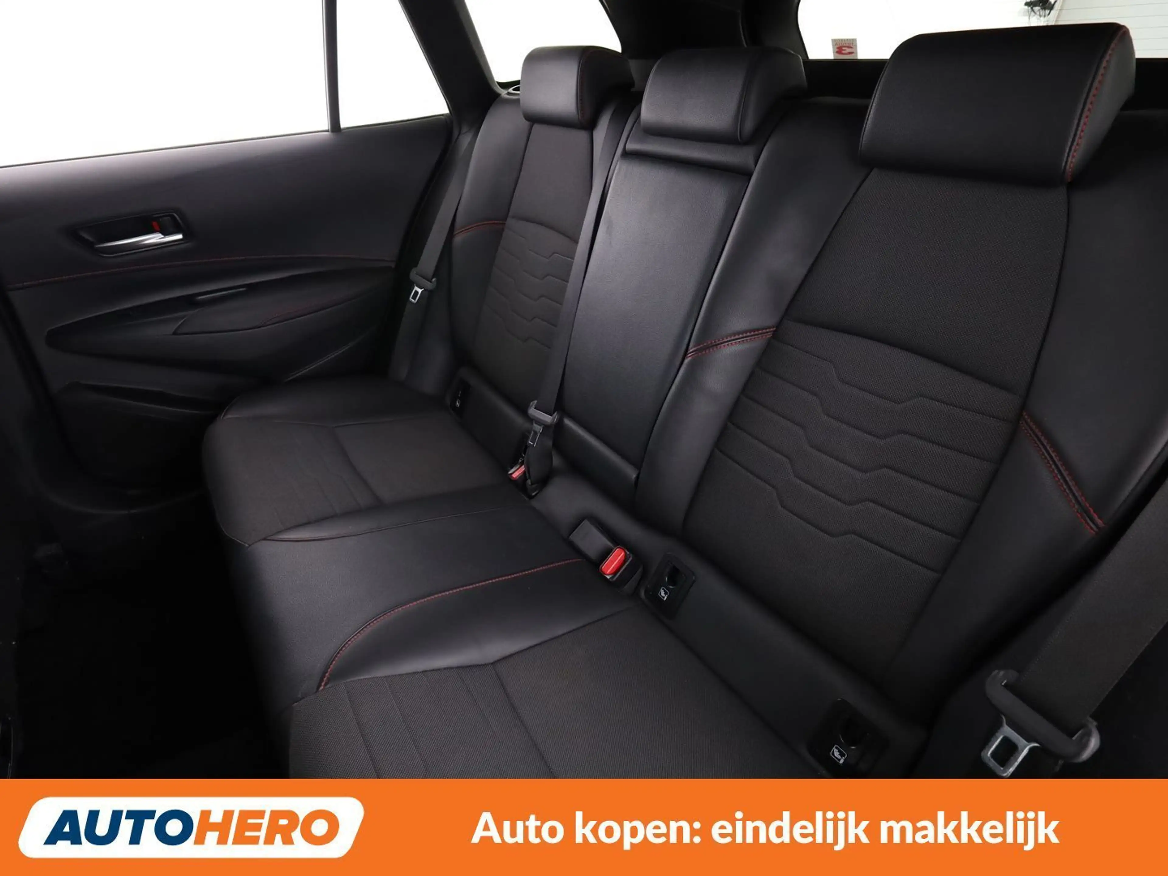 Toyota Corolla 2.0 Hybrid Collection — photo 14