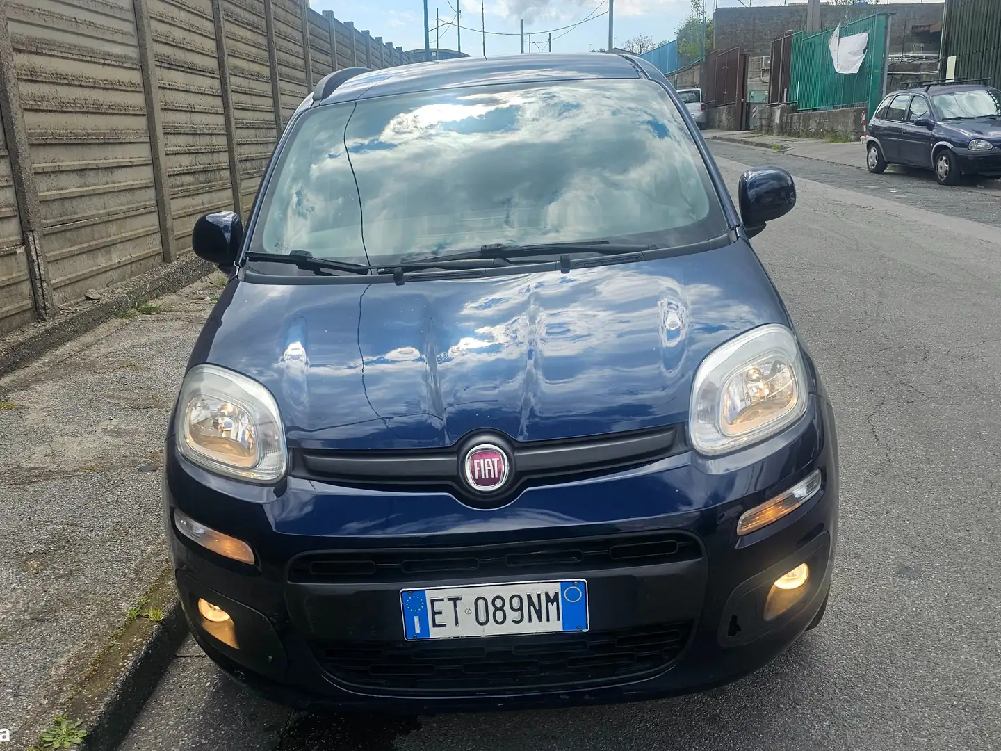 Fiat New Panda Lounge Natural Power auto in buono stato 5 posti Blau - 2
