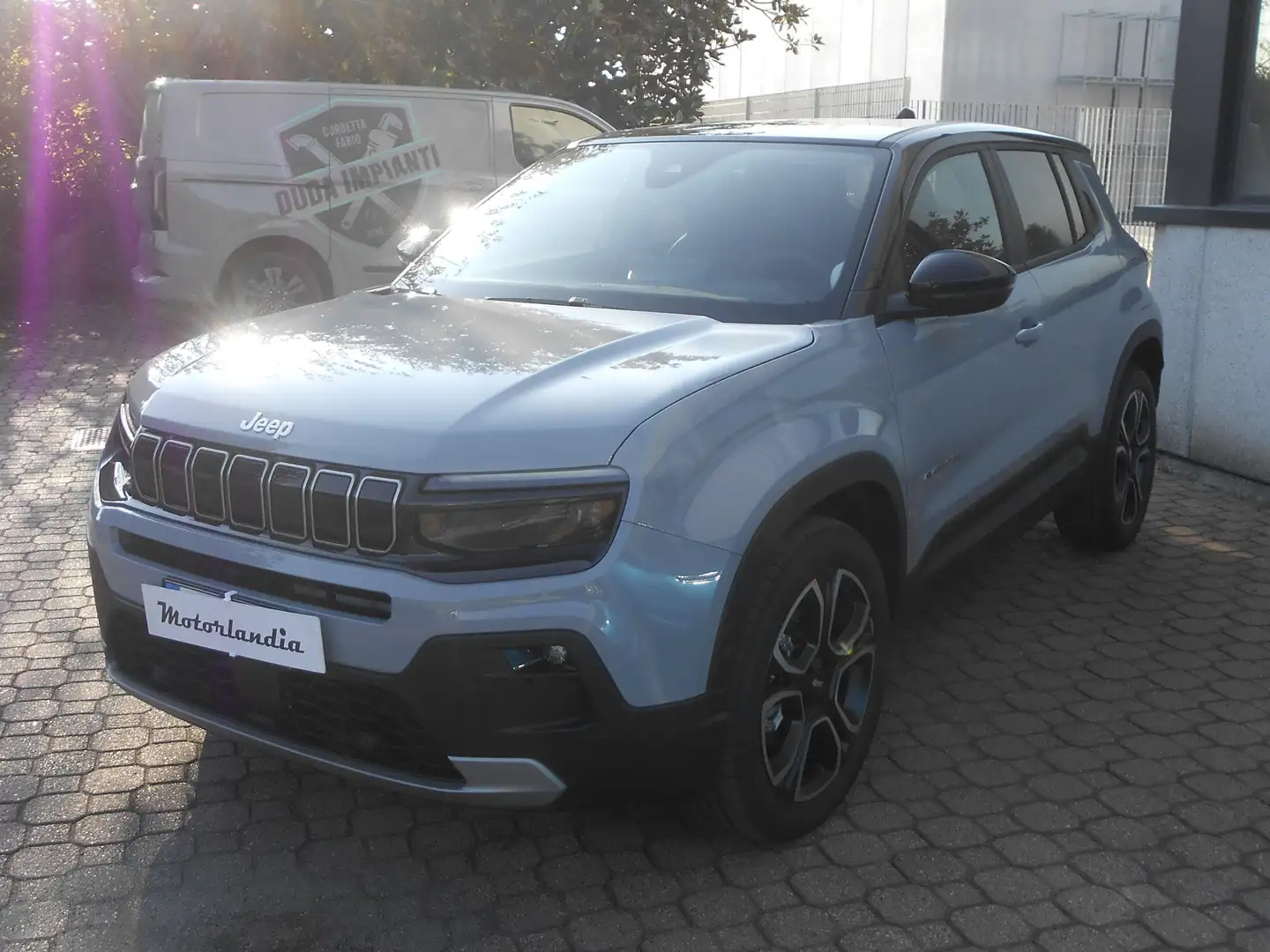 Jeep Avenger Avenger 1.2 turbo e-hybrid mhev Summit 110cv edct6 Argento - 2