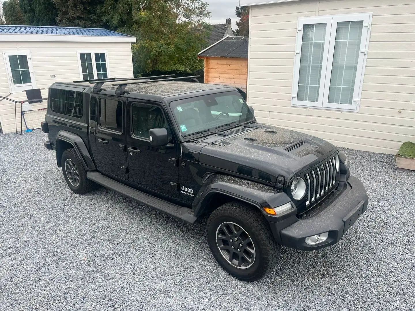 Jeep Gladiator Launch Edition 4WD Schwarz - 1