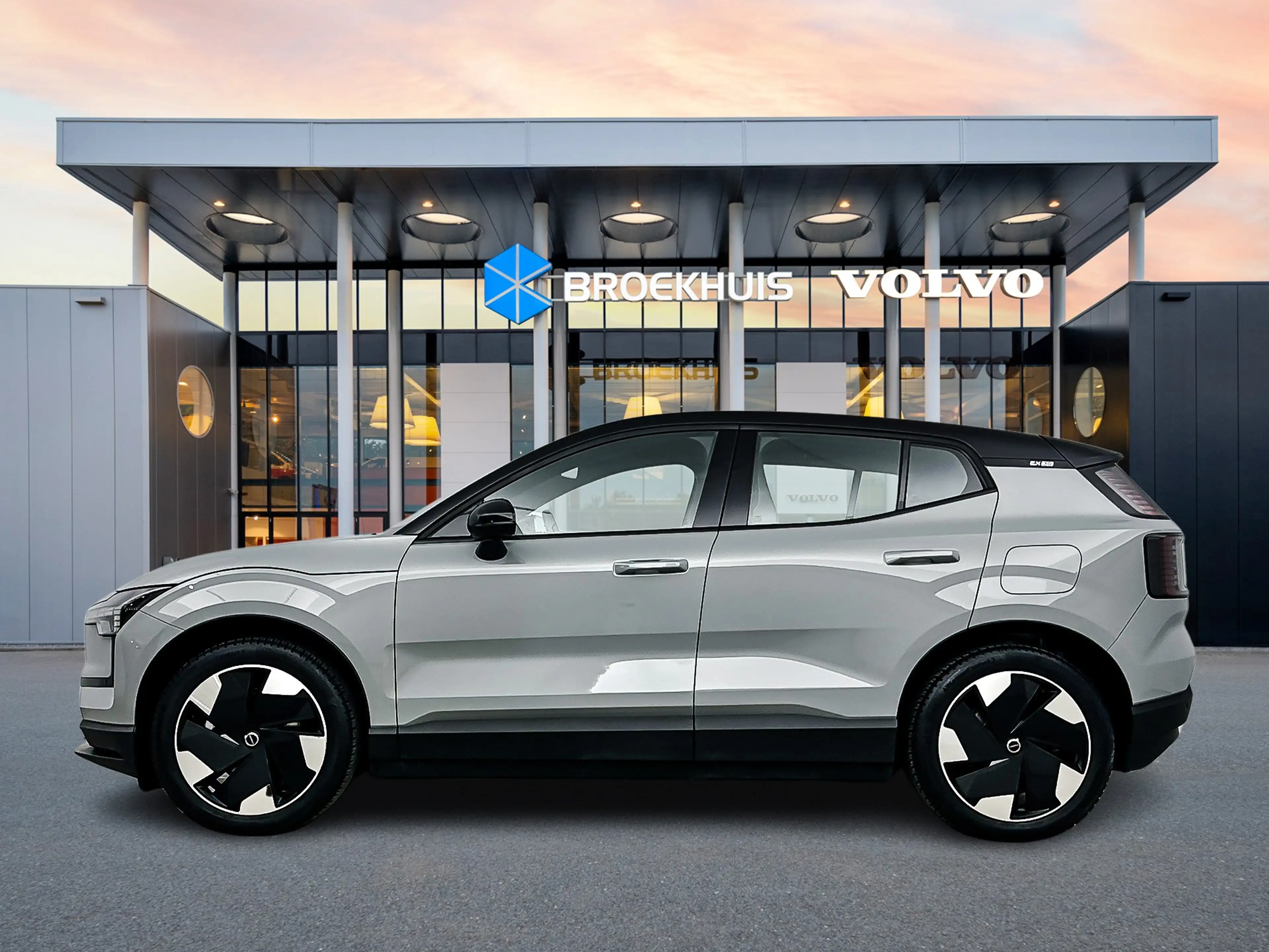 Volvo EX30 Single Motor Extended Range Plus 69 kWh | 19" | Wo — photo 8