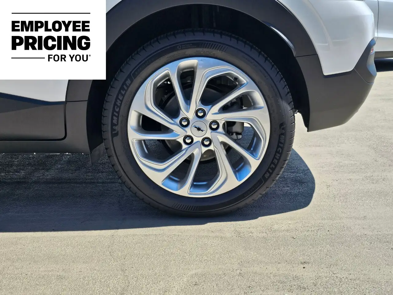 Chevrolet Bolt снимка Chevrolet Bolt
