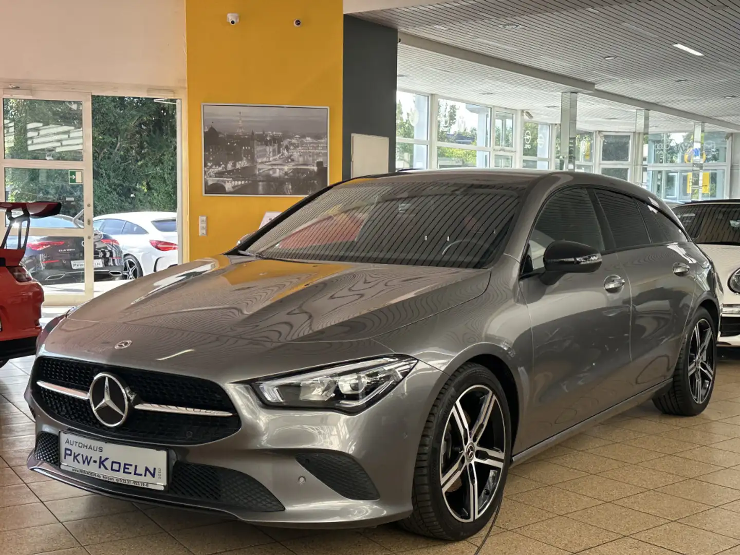 Mercedes-Benz CLA 200 d*DiSTRO*KAMERA*NiGHT*LED Grau - 1