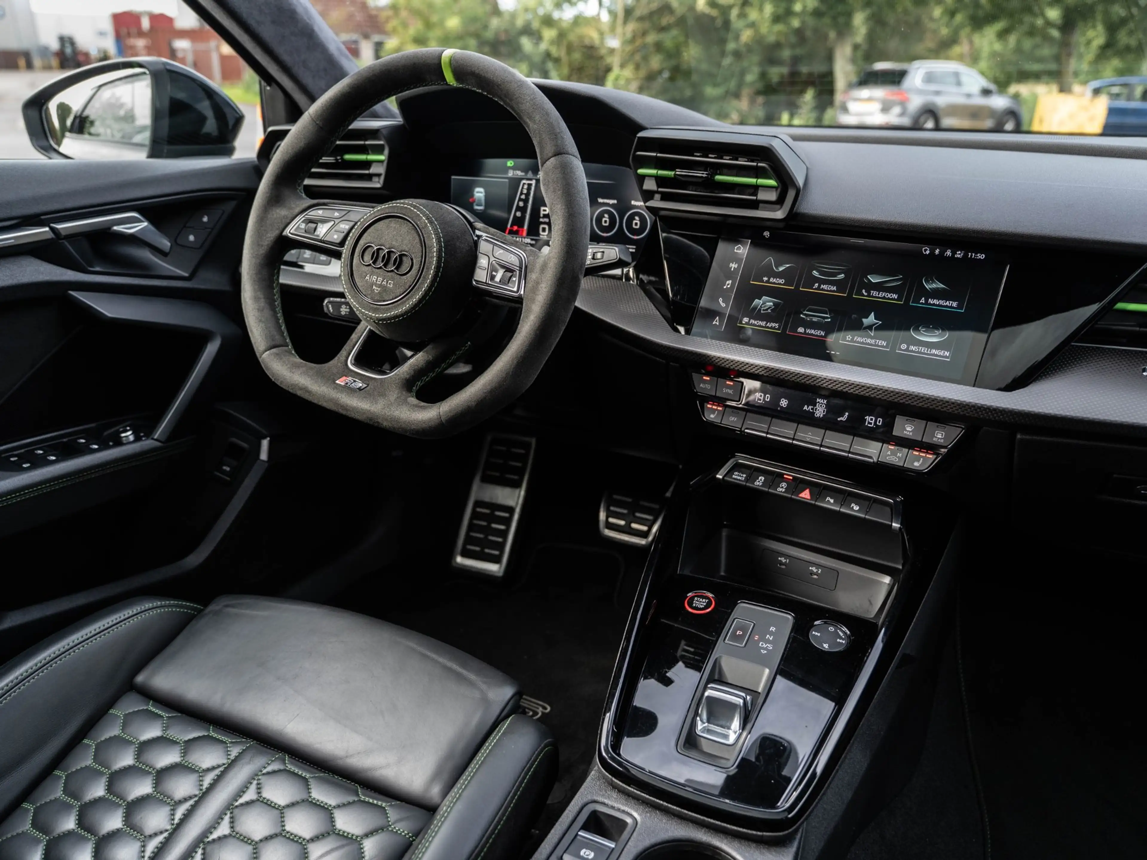 Audi RS3 A3 Limousine 2.5 TFSI QUATTRO | FULL OPTION | KERA — photo 2