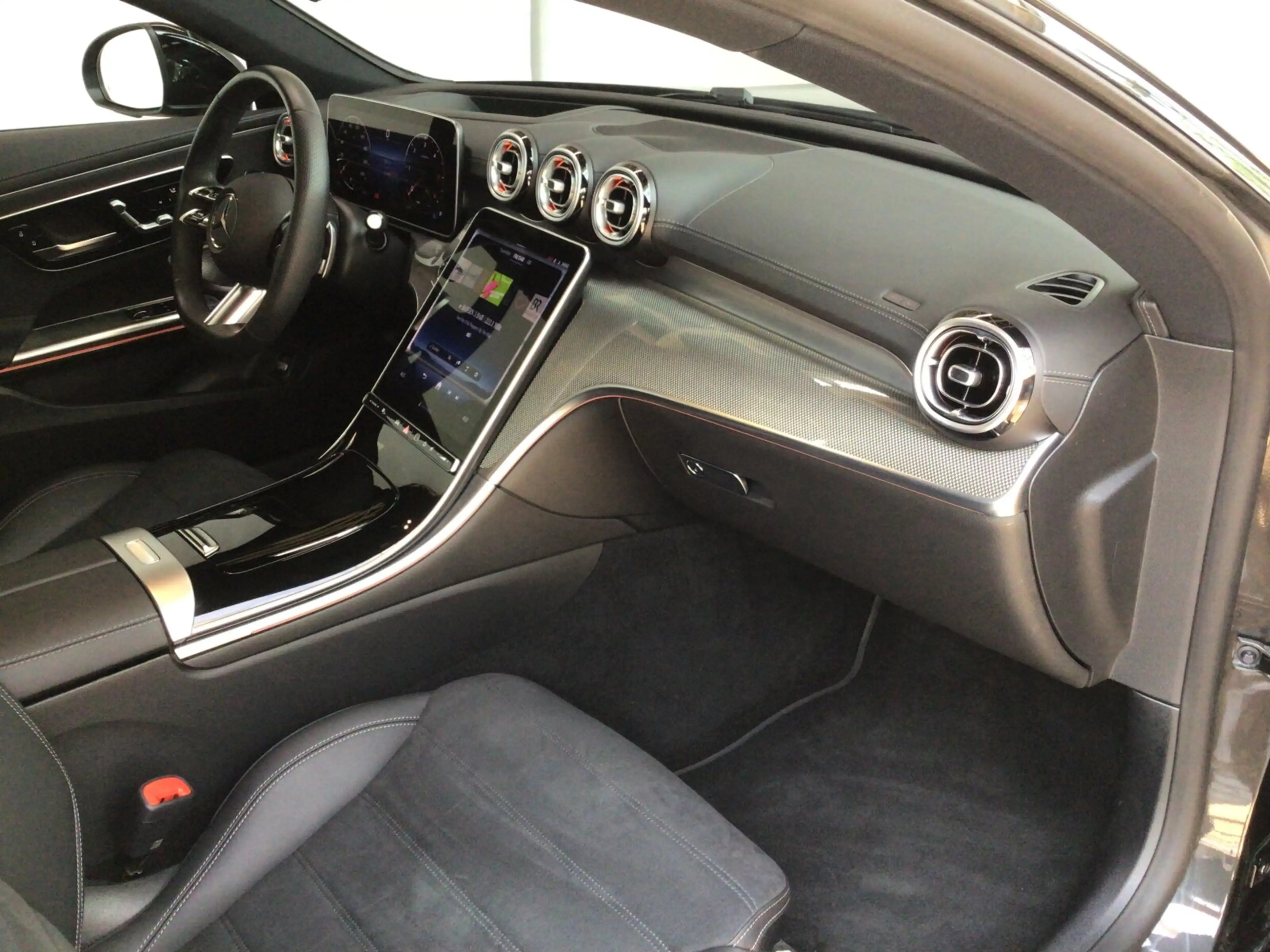 Mercedes-Benz CLE 220 CLE 220 d Coupé AMG Premium Plus/Distr/AHK/Night — photo 11