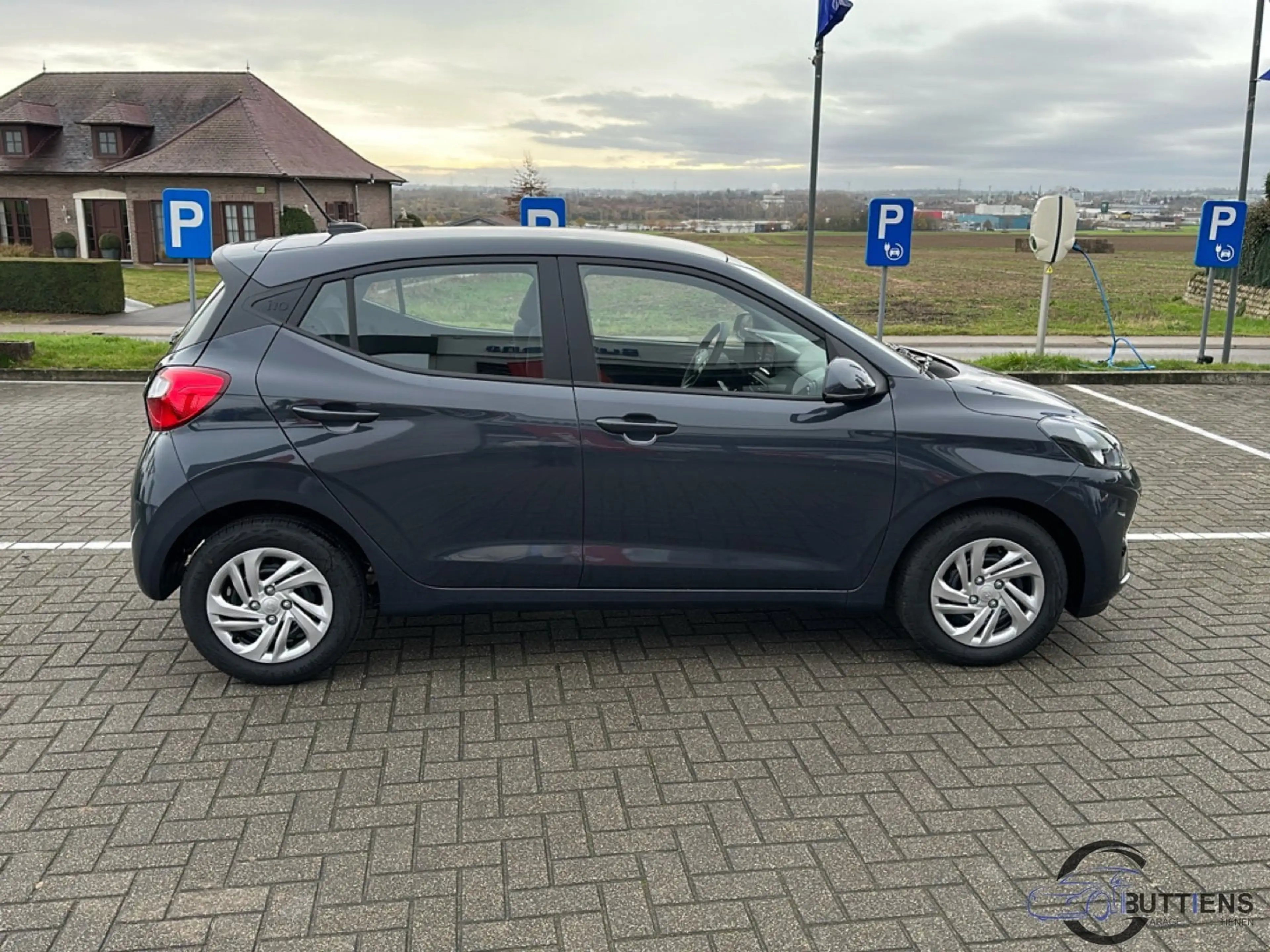 Hyundai i10 Twist (MY25) — photo 6