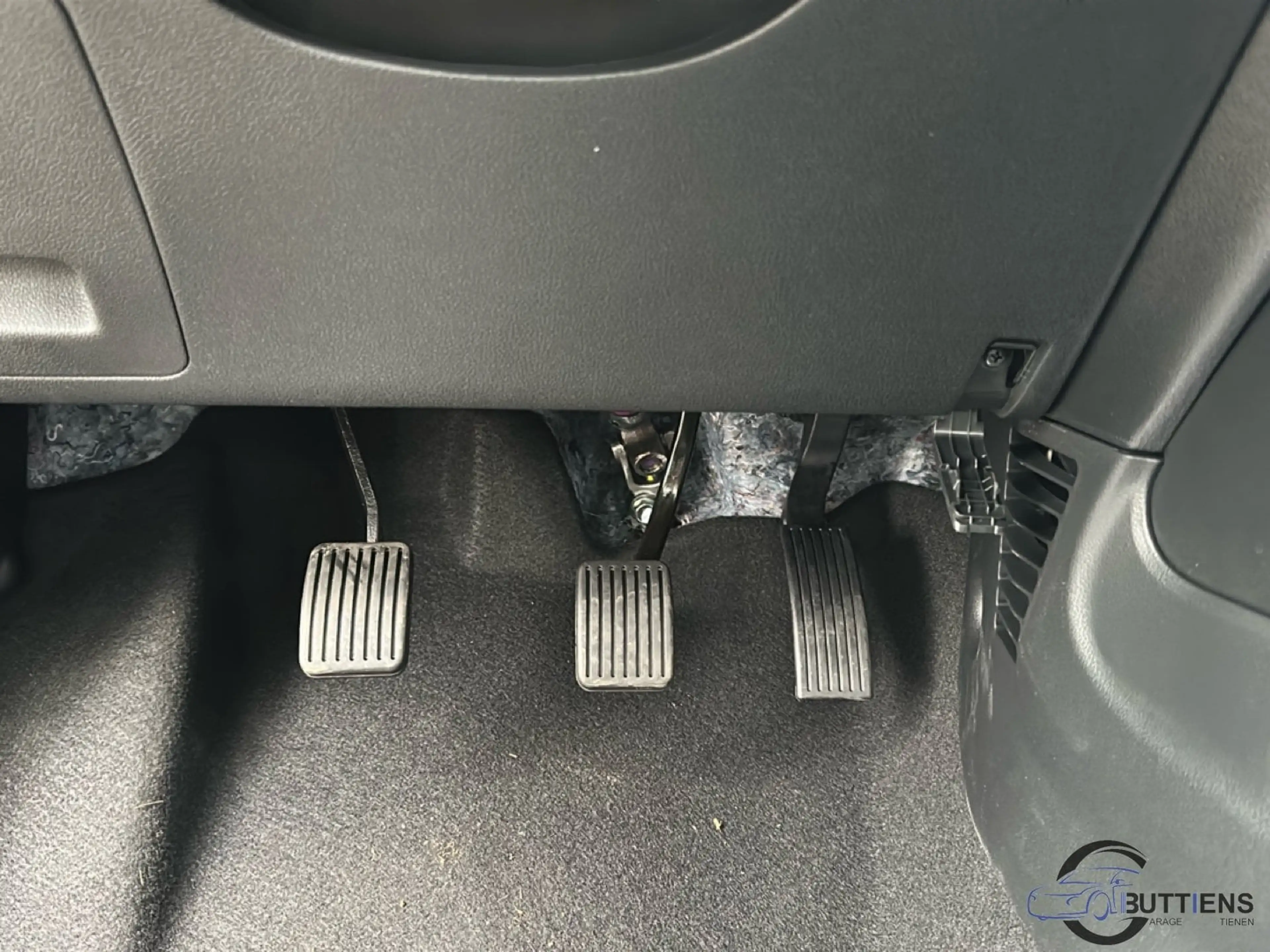 Hyundai i10 Twist (MY25) — photo 13