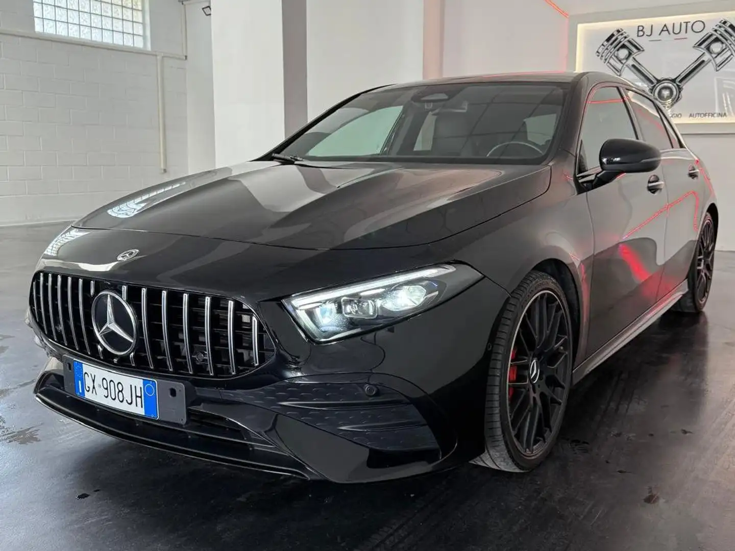 Mercedes-Benz A 200 A 200 AMG Line Premium Plus auto Noir - 1